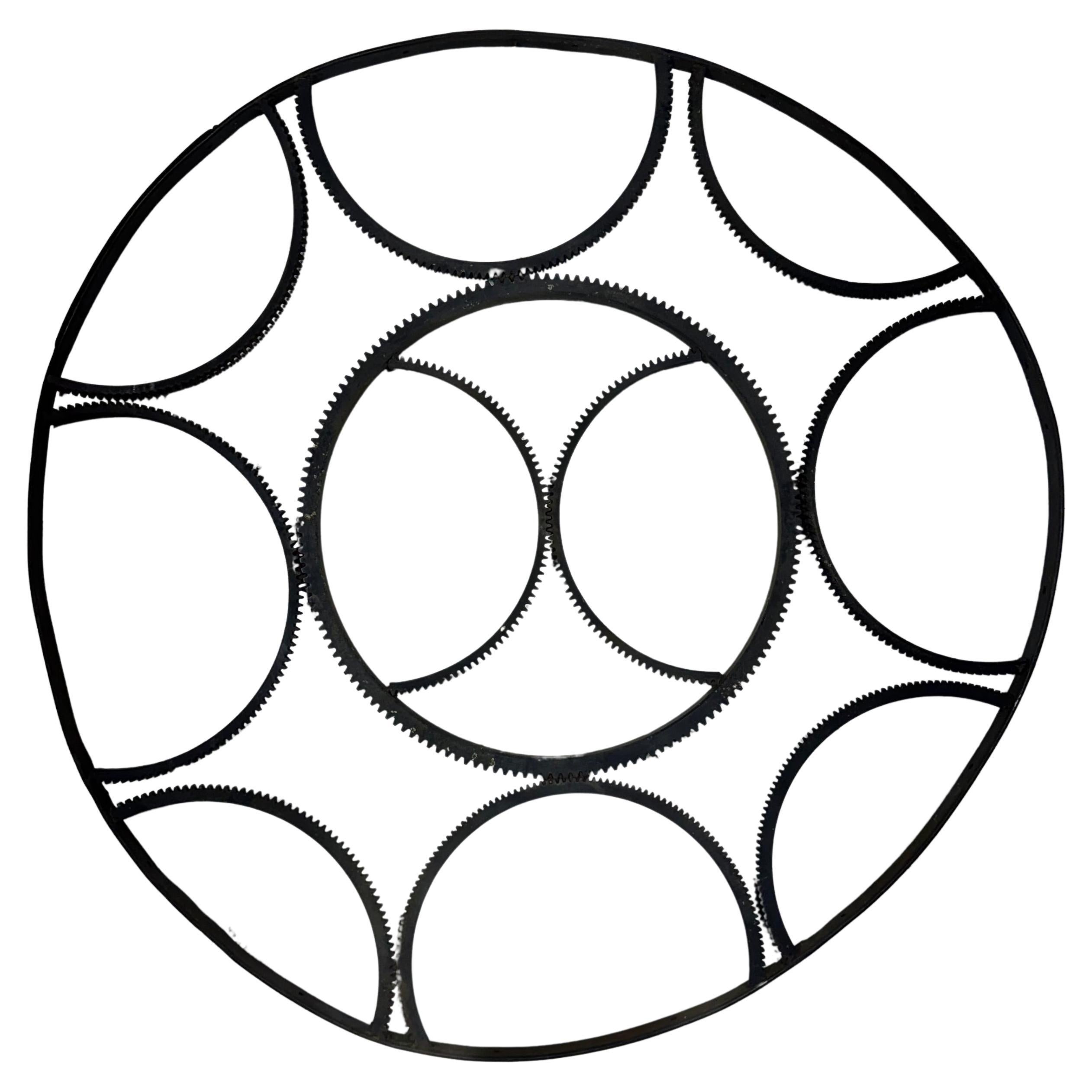 Rod Rosebrook "GEAR" Brutalistische Eisenskulptur signiert und datiert 1978 im Angebot