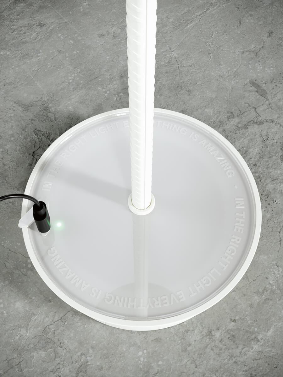 Lámpara de mesa ROD en gris musgo by Diesel Living with Lodes Metal en venta