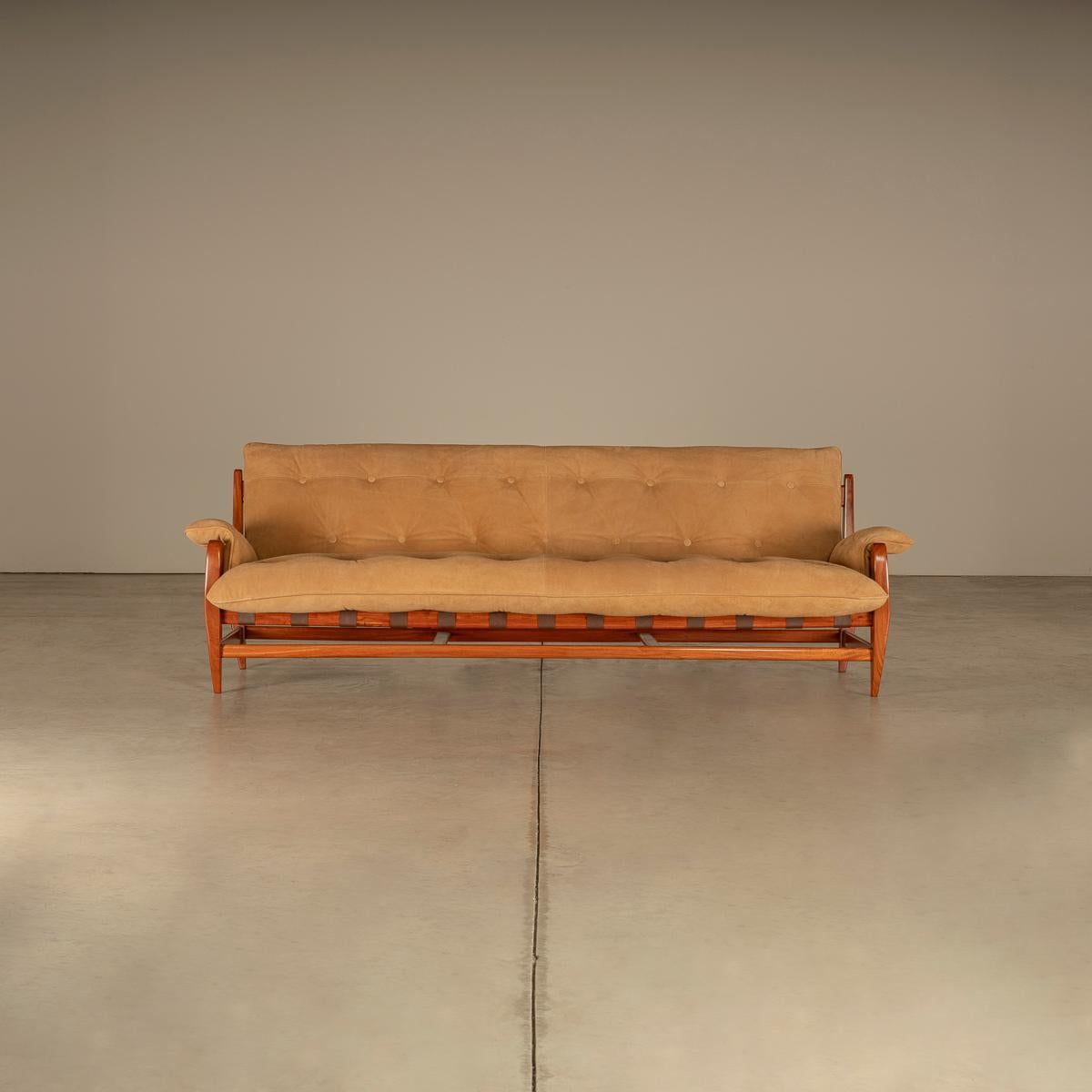 Sofá Rodeio en Madera Dura, de Jean Gillon, Brasileño Moderno de Mediados de Siglo Hecho a mano en venta