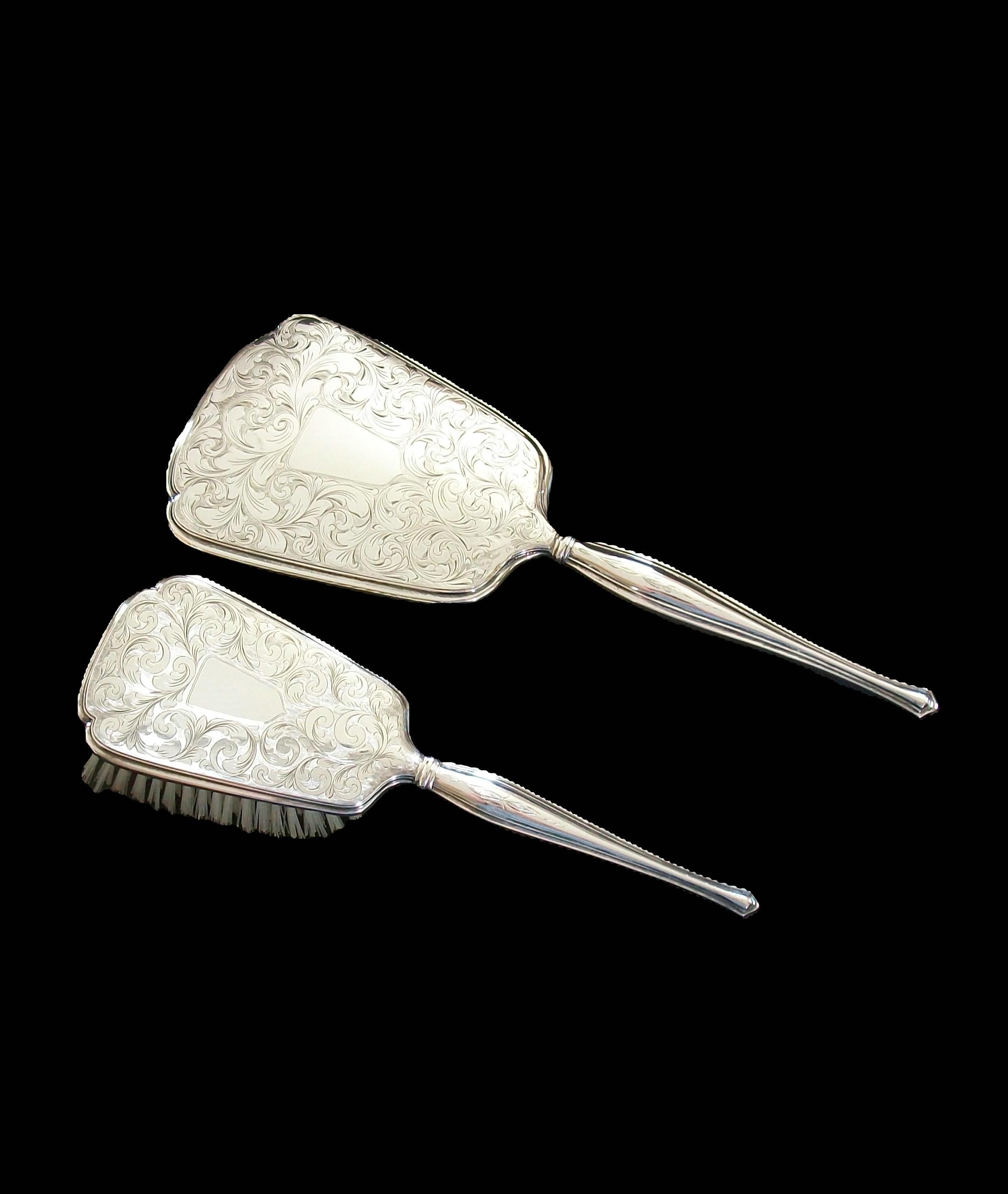 Canadian RODEN BROTHERS - Edwardian Sterling Silver Grooming Set - Canada - Circa 1910 For Sale