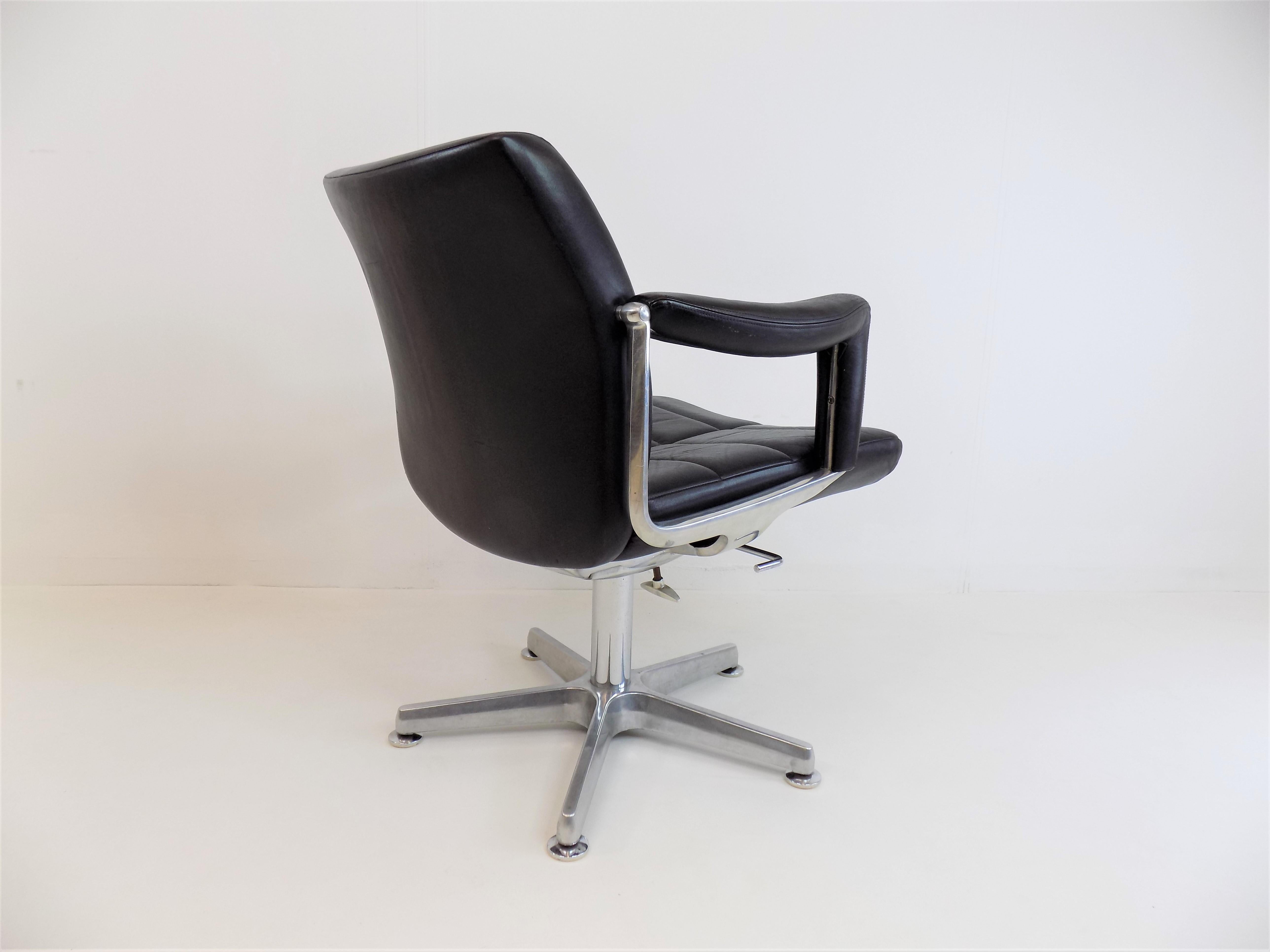 Röder Söhne Leather Office Chair by Miller Borgsen In Good Condition In Ludwigslust, DE