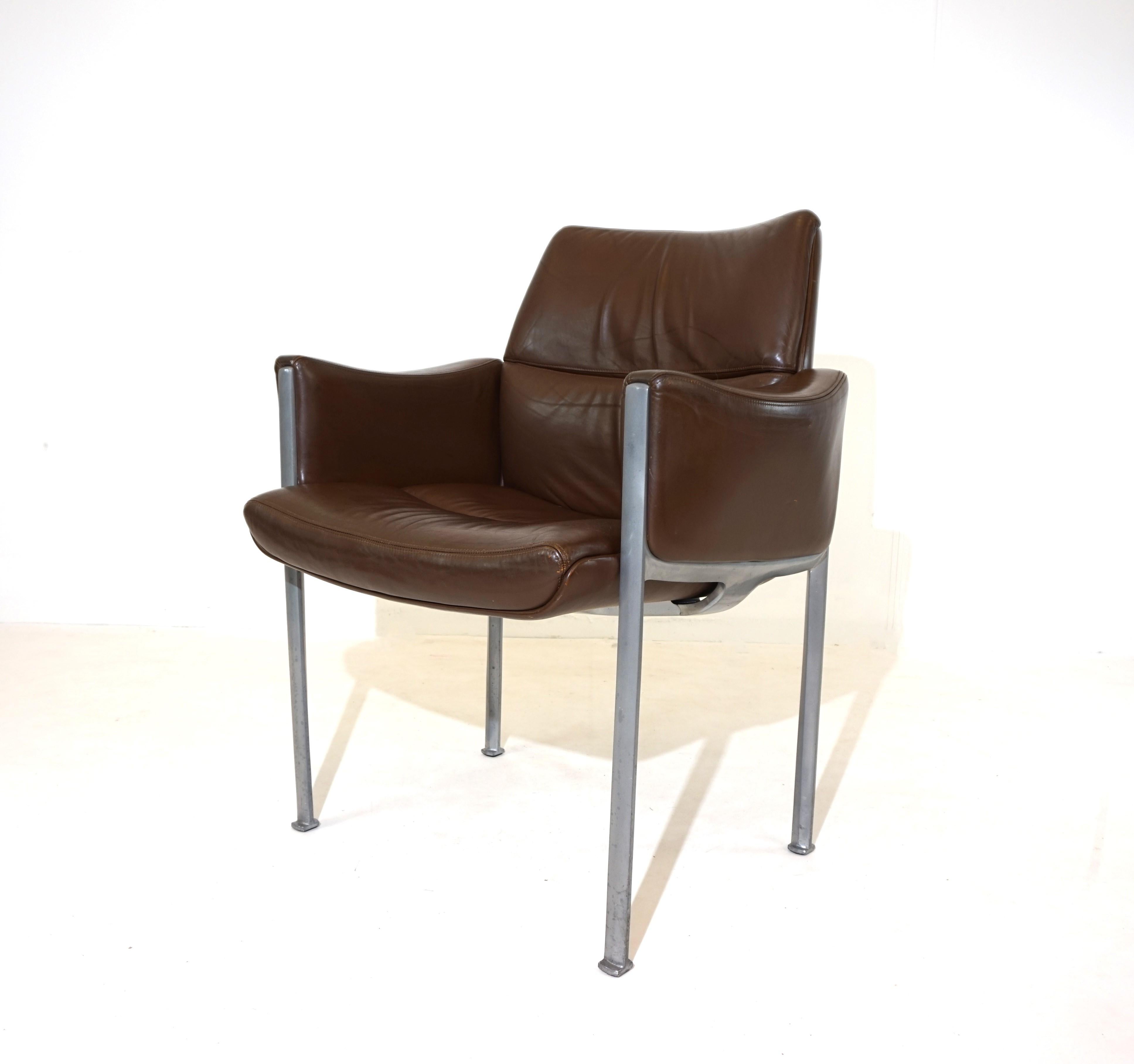 Röder Söhne Set of 3 leather office/dining room chairs by Miller Borgsen 11