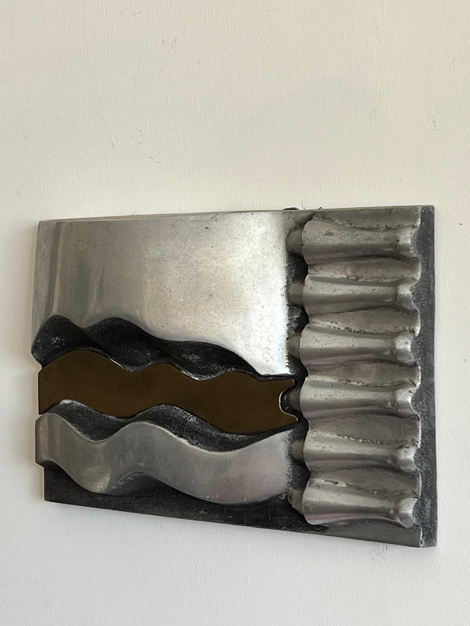 Sculpture en grès moulé Rodger Mack en vente 2