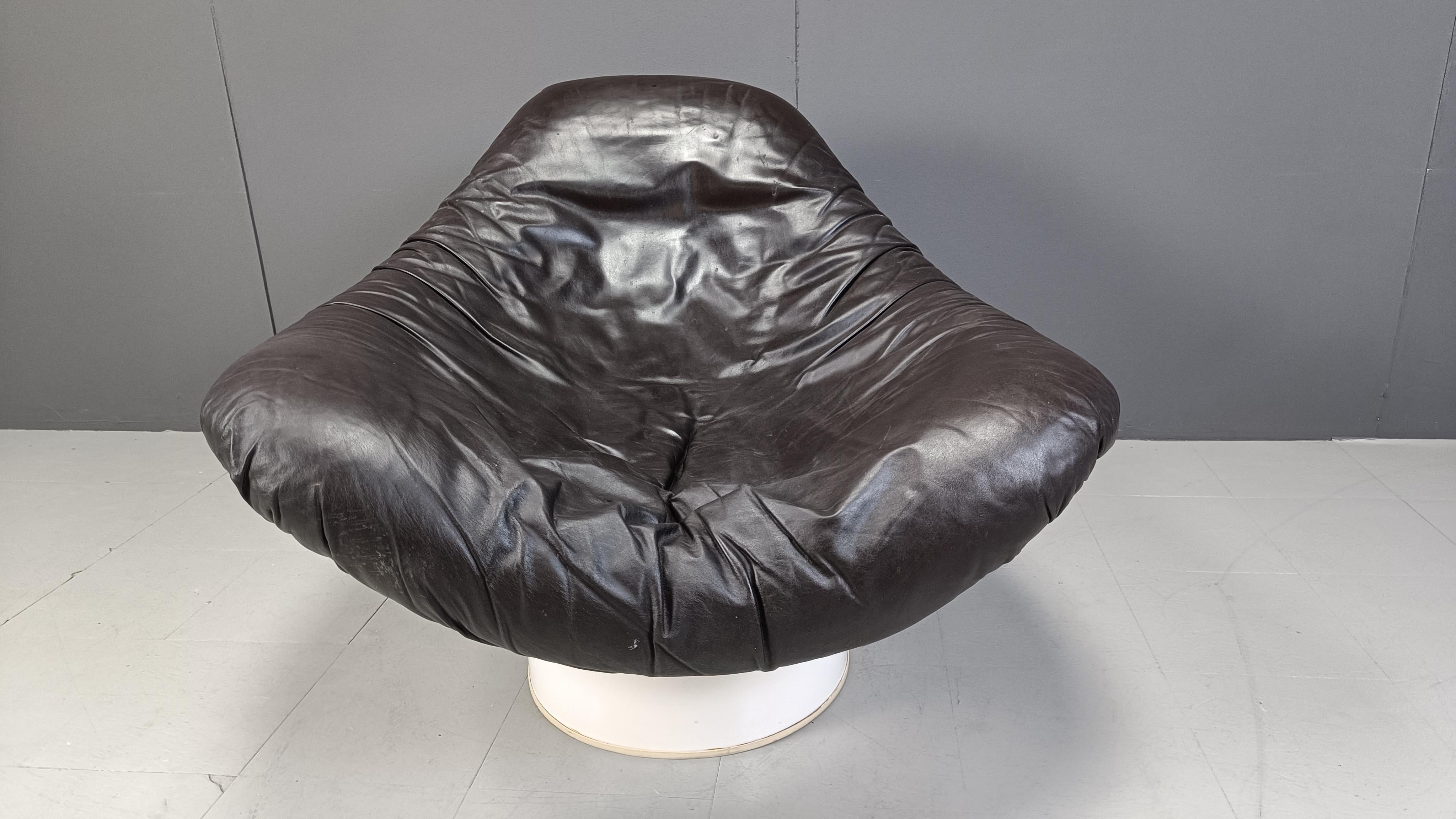 Italian Rodica Lounge Chair by Mario Brunu for Comfort Italy, 1968