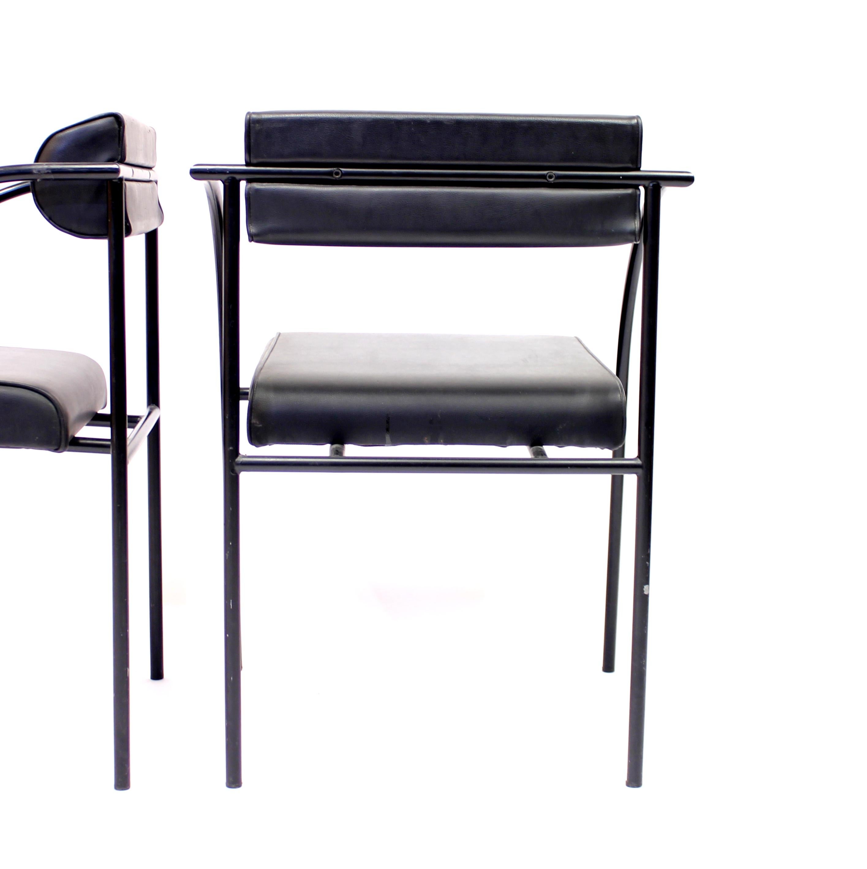 Rodney Kinsman, paire de chaises postmodernes viennoises, Bieffeplast, années 1980 en vente 3