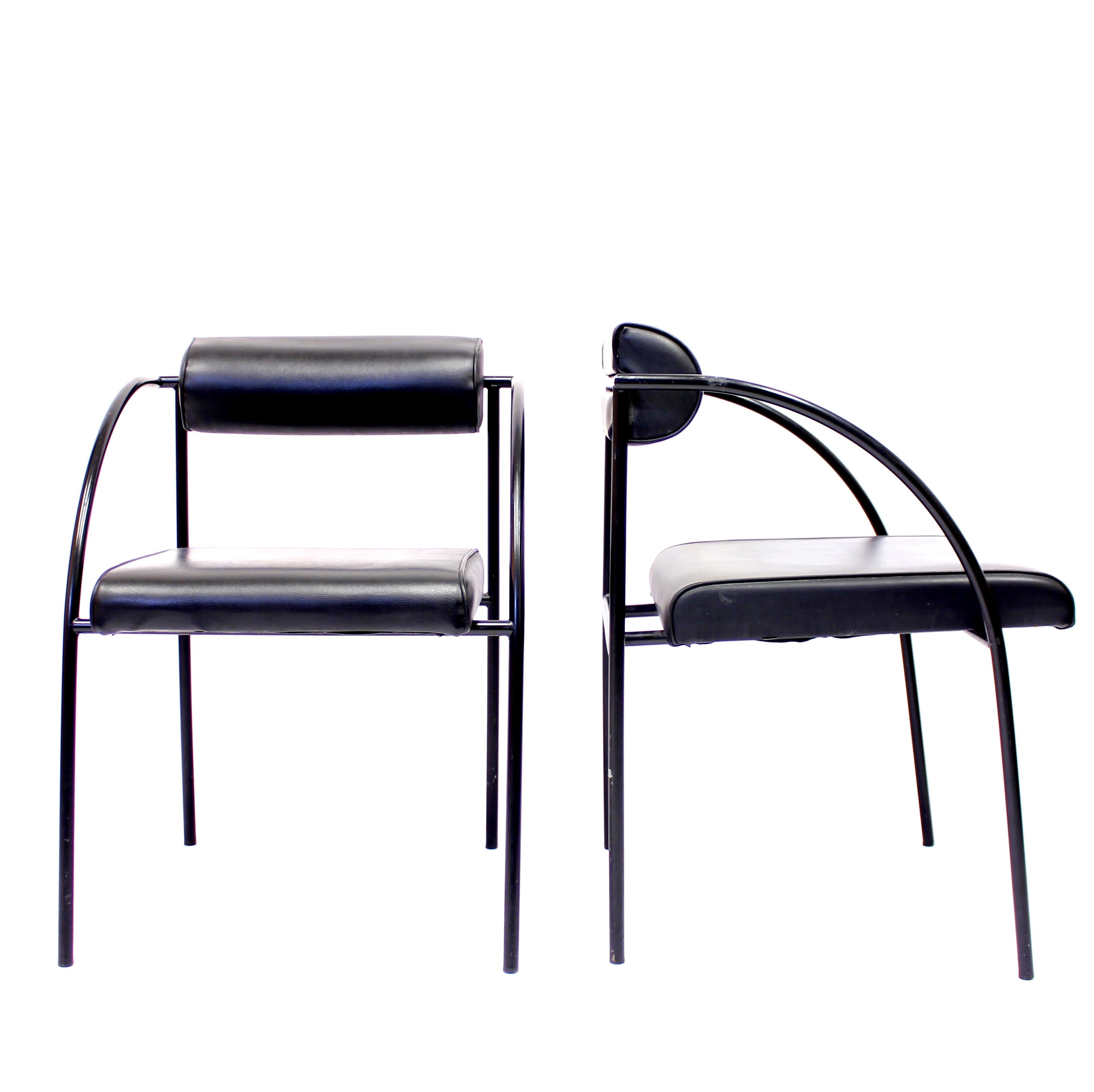 Rodney Kinsman, Pair of Postmodern Vienna Chairs, Bieffeplast, 1980s In Good Condition In Uppsala, SE