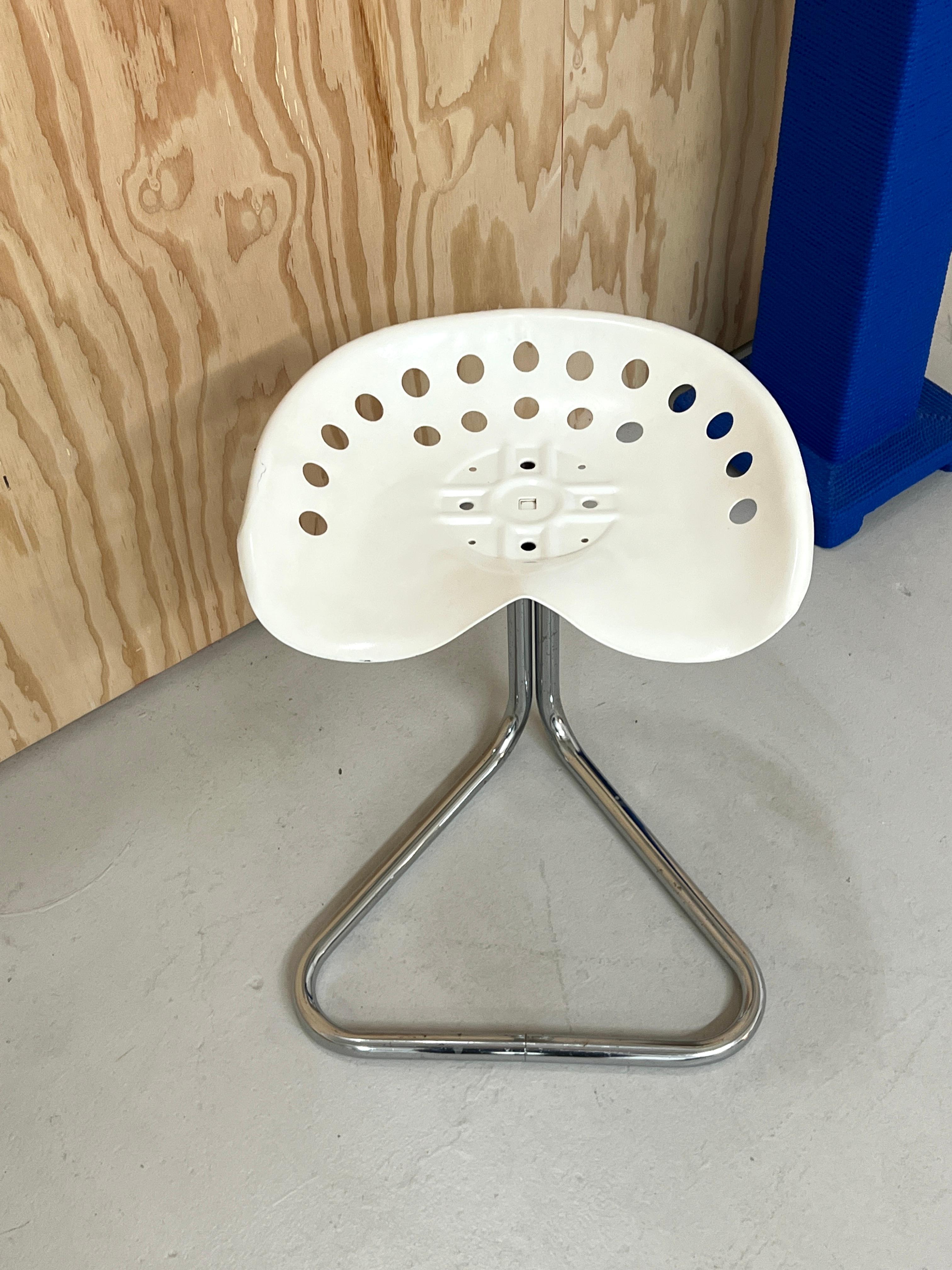 Rodney Kinsman Tractor Stool In Good Condition For Sale In Toronto, CA