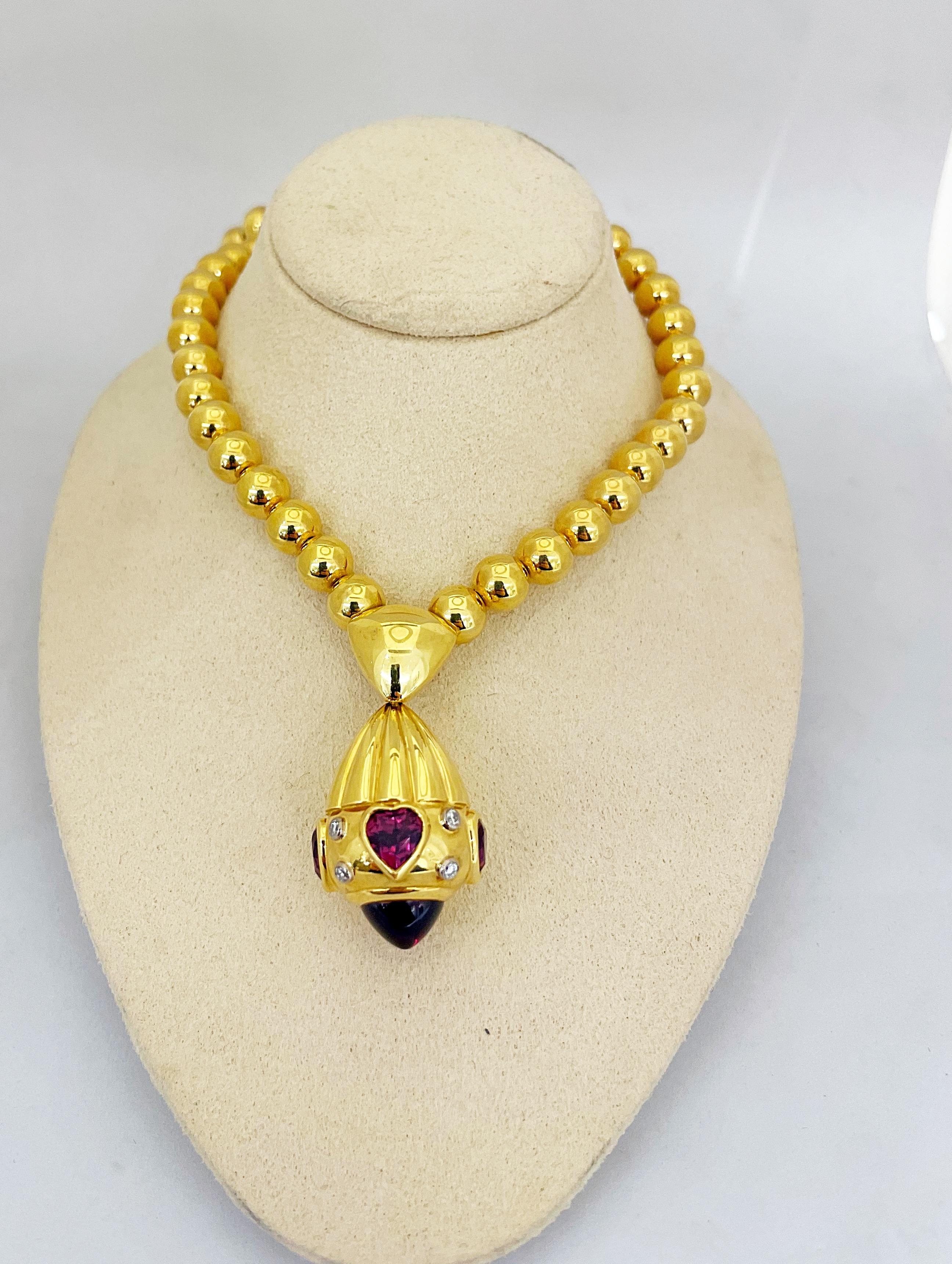 Rodney Rayner Perlenkette aus 18 Karat Gold mit Rhodolithherzen und Diamanten (Herzschliff) im Angebot