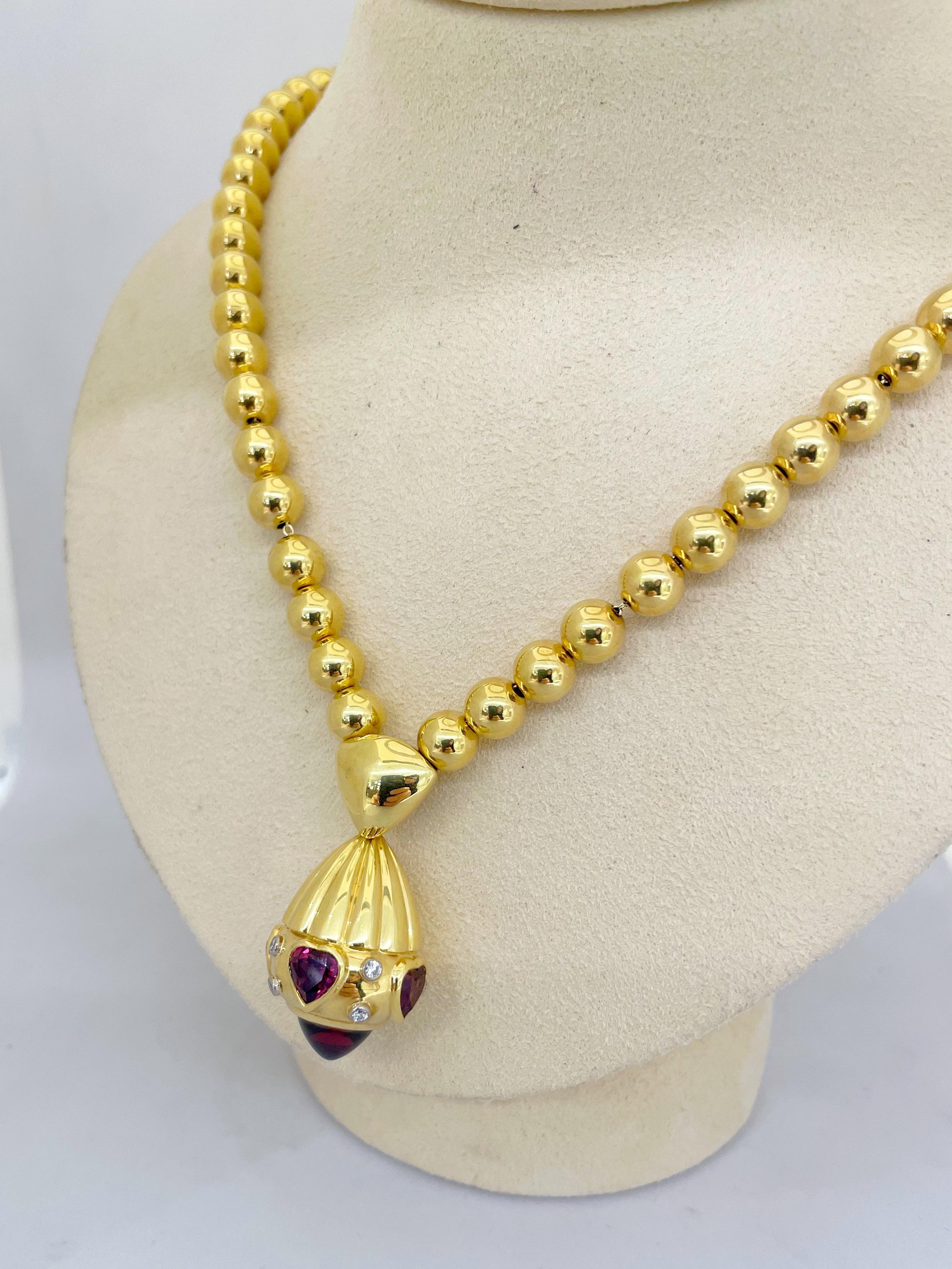 Rodney Rayner 18 Karat Gold Bead Necklace with Rhodolite Hearts and Diamonds In New Condition For Sale In New York, NY