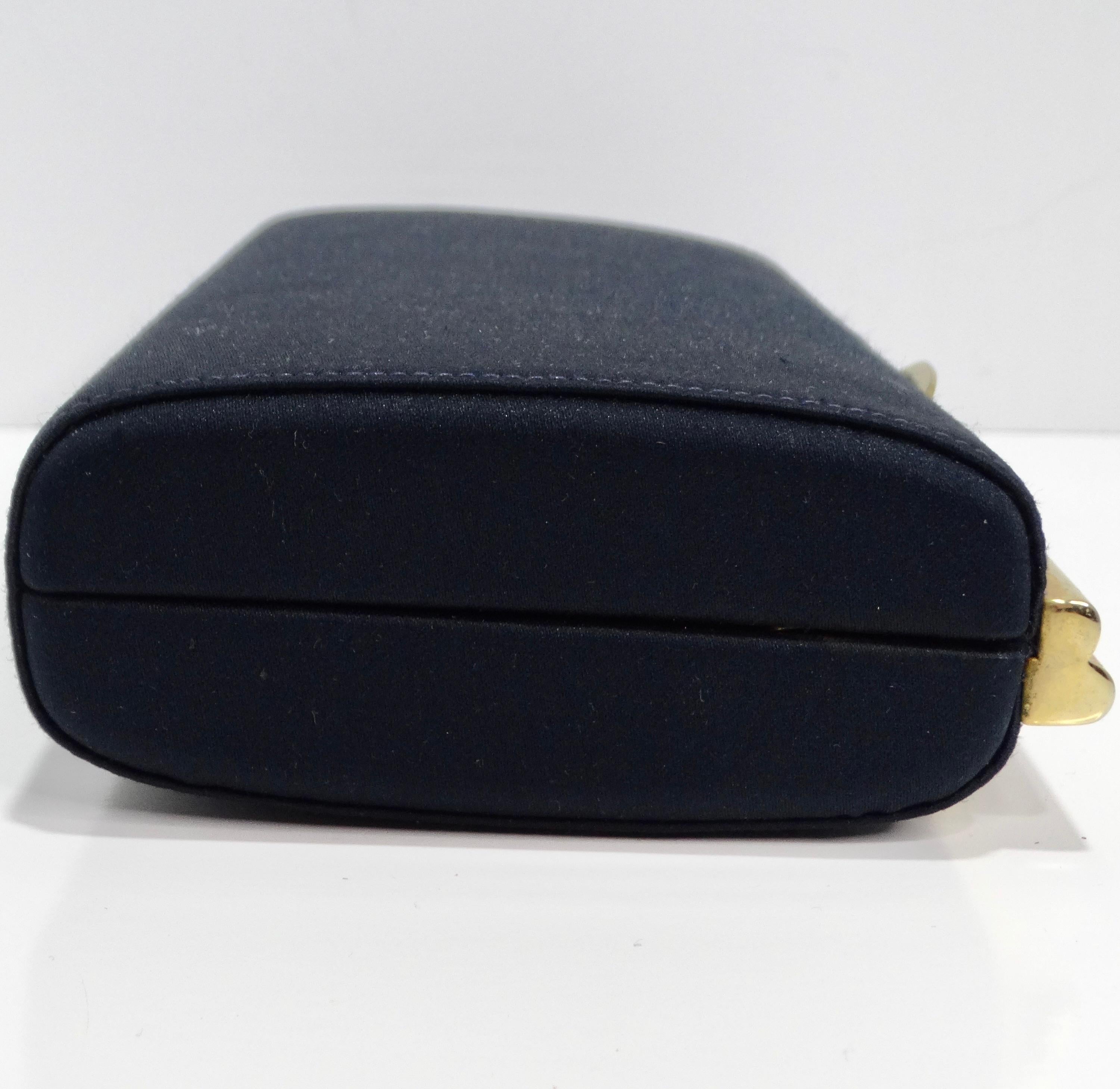 Rodo 1980s Navy Clutch In Excellent Condition For Sale In Scottsdale, AZ