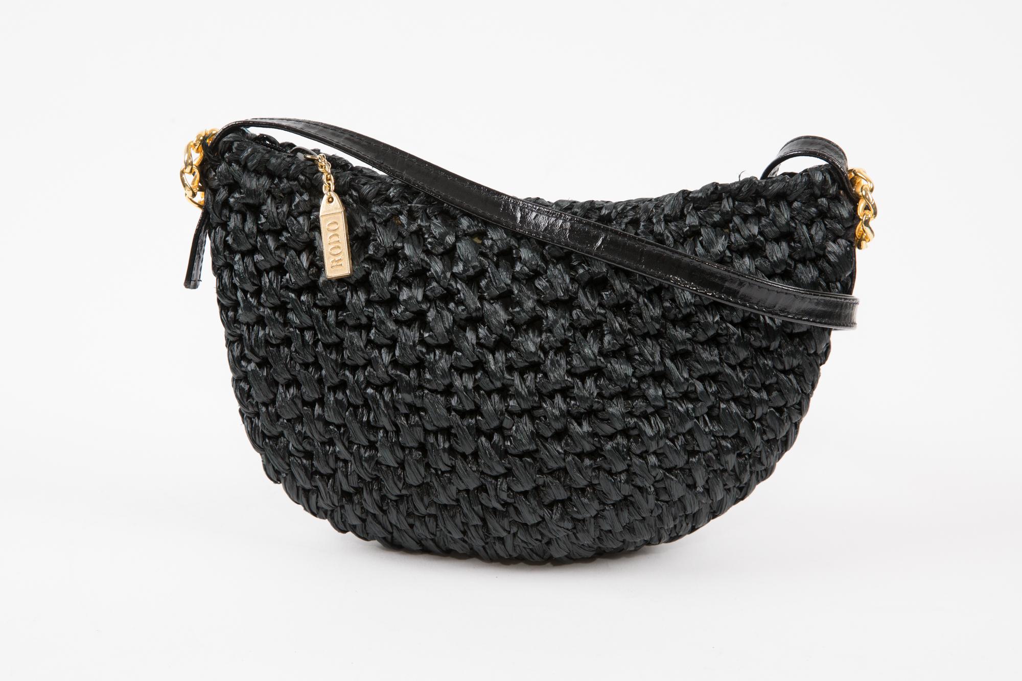 Rodo Black Raffia Shoulder Bag In Good Condition For Sale In Paris, FR