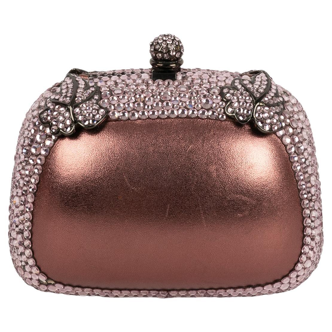 What is considered a vintage bag?
