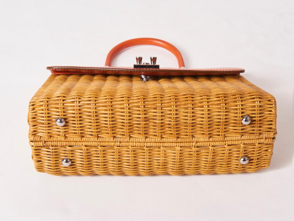 Rodo Rattan and Leather Handbag In Good Condition In New York, NY
