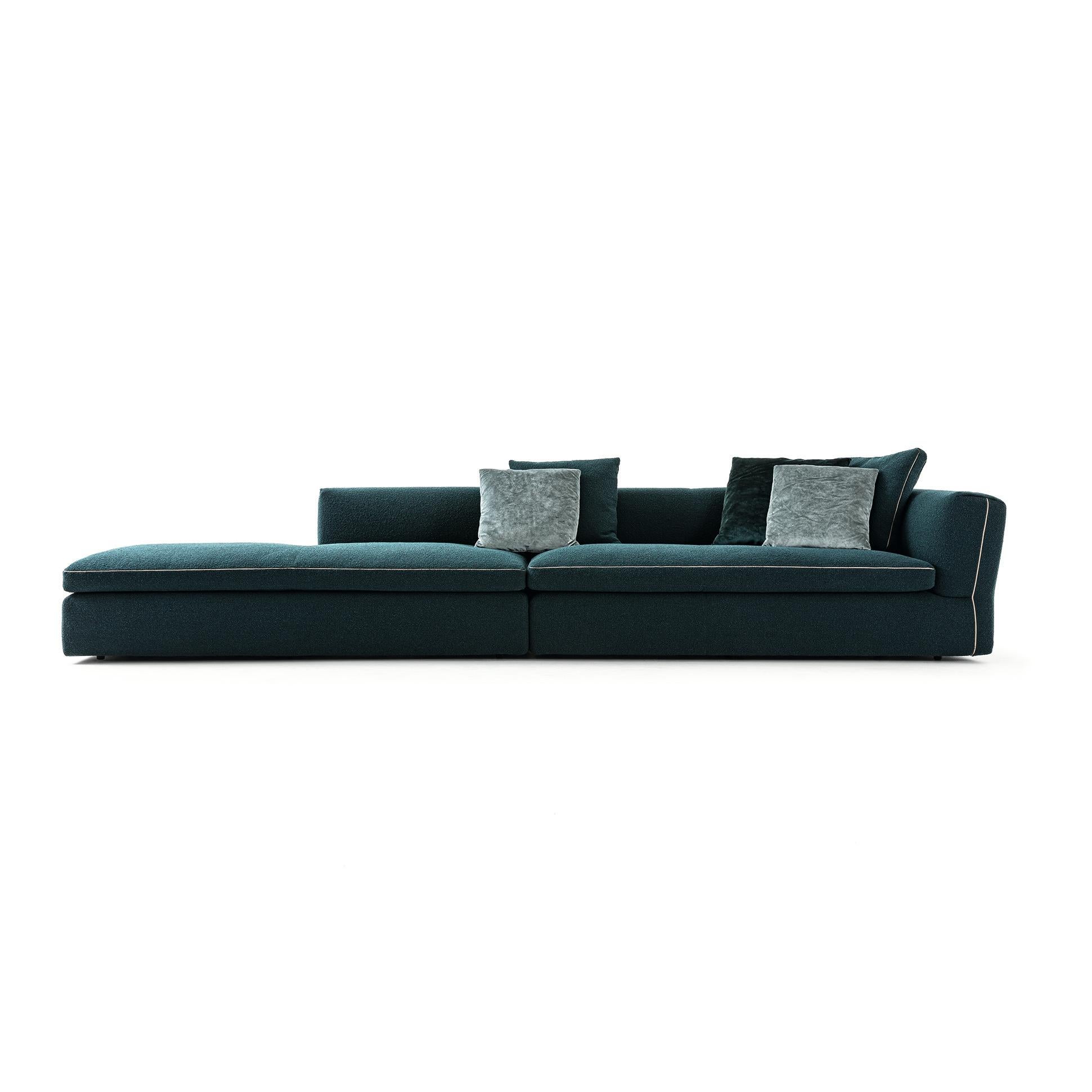 Sofa designed by Rodolfo Dordini in 2019. Manufactured by Cassina in Italy.

A sophisticated haute couture design featuring elegant details reminiscent of classic fine tailoring. Special stitiching around the seams on the backrest/armrest creates