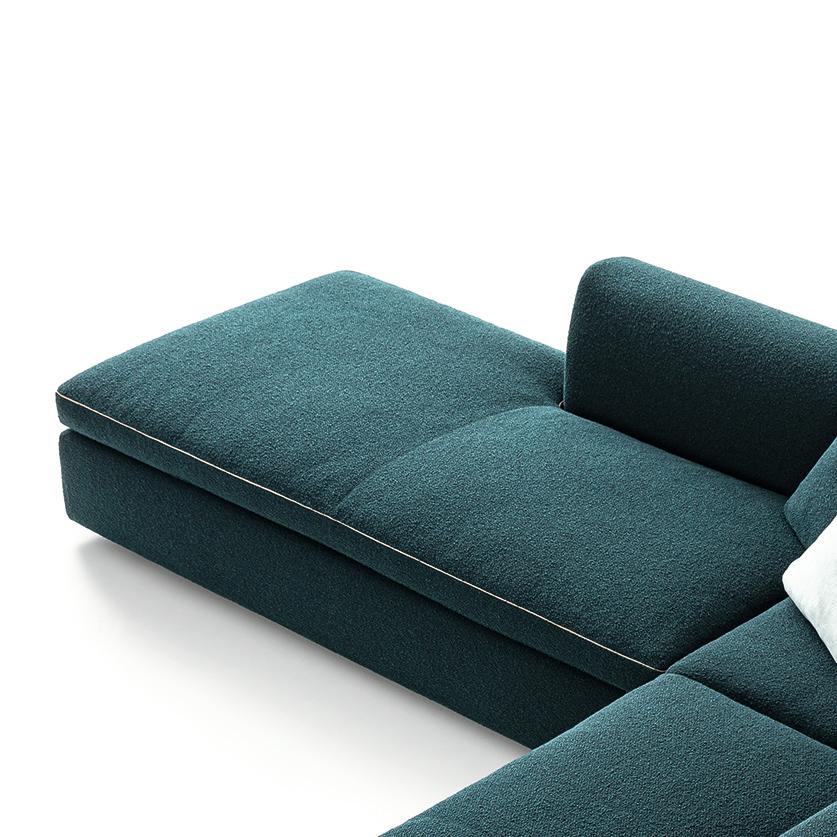 Sofa designed by Rodolfo Dordini in 2019. Manufactured by Cassina in Italy.

A sophisticated haute couture design featuring elegant details reminiscent of classic fine tailoring. Special stitiching around the seams on the backrest/armrest creates