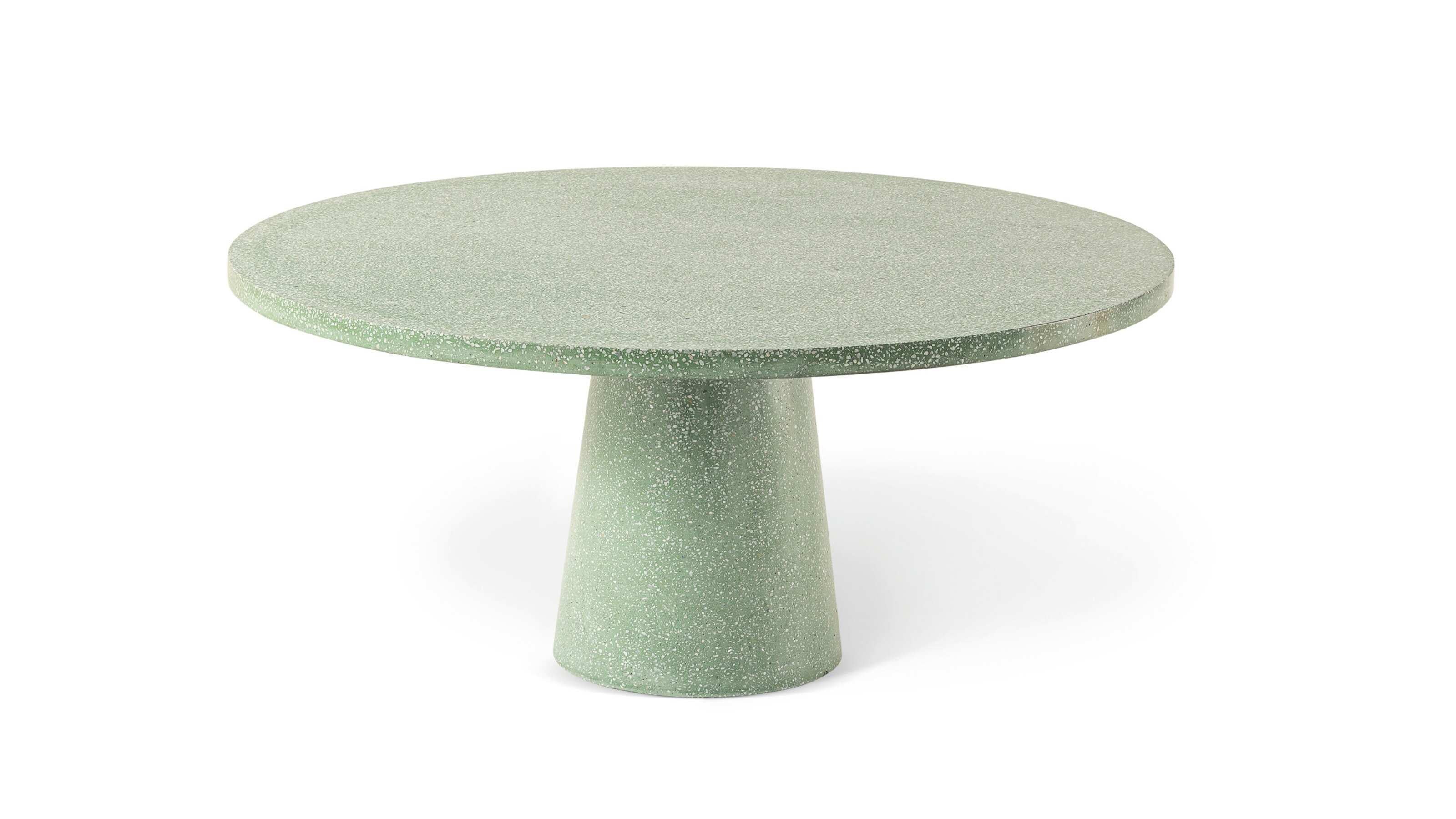 Rodolfo Dordoni Mesa Dine Out 477 Para Cassina 

El estilo sofisticado es la característica distintiva de la familia de mesas Dine Out, diseñadas para el exterior por Rodolfo Dordoni.

La versión rectangular con tablero de teca puede apoyarse en