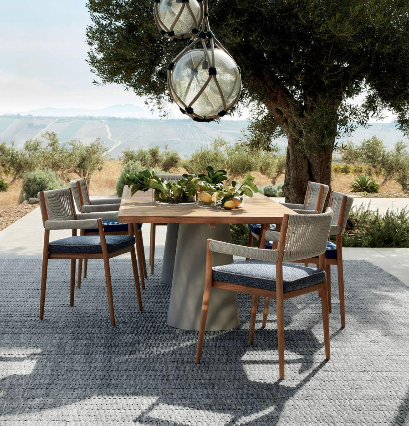 Rodolfo Dordoni Dine Out 477 Table For Sale 1
