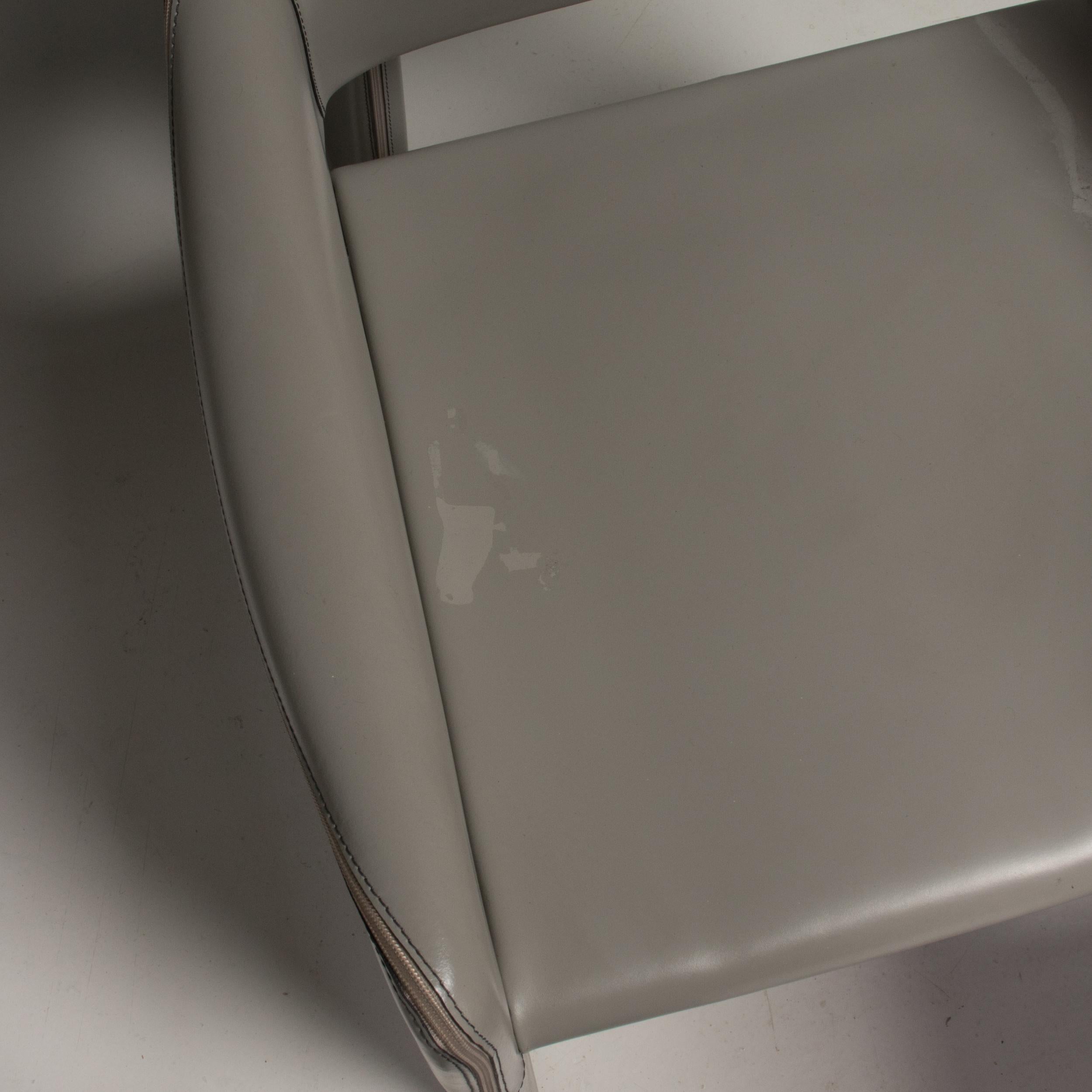 Esszimmerstühle aus grauem Leder von Rodolfo Dordoni für Arper Corte, 8er-Set im Angebot 2