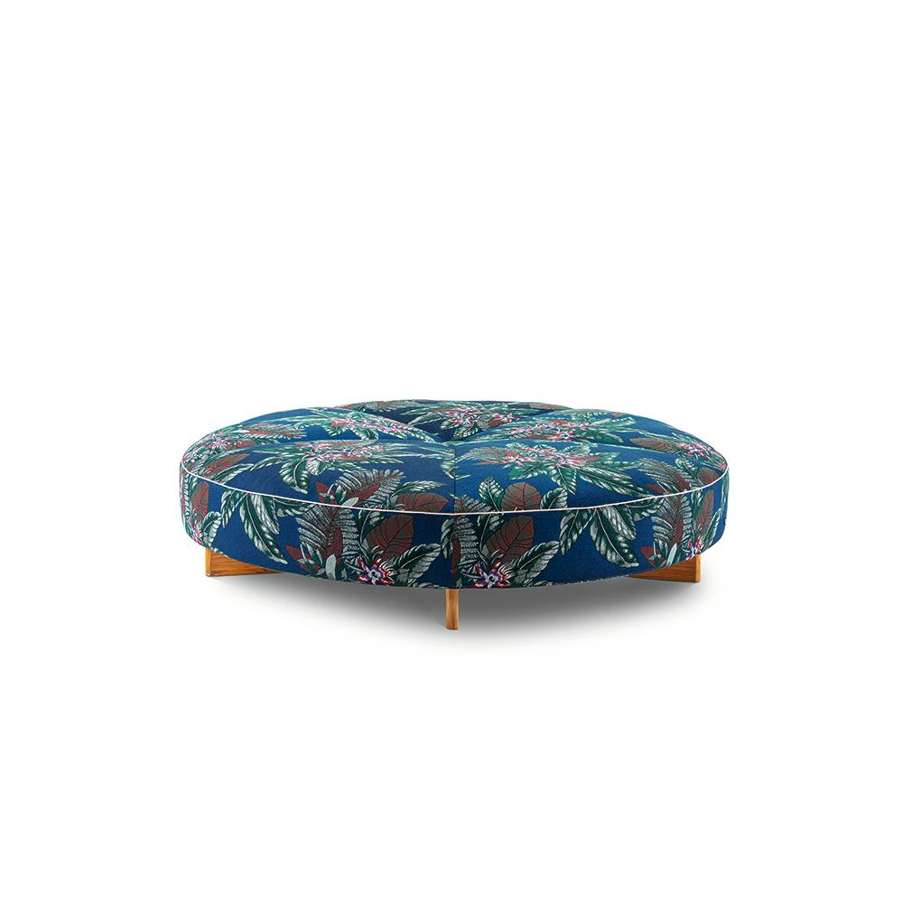 Ottoman designed by Rodolfo Dordoni in 2020. Manufactured by Cassina in Italy.

Round pouf from Sail Out Outdoor collection, in two sizes, consisting of segments that converge towards a little hidden hole designed to drain off water. A weighted
