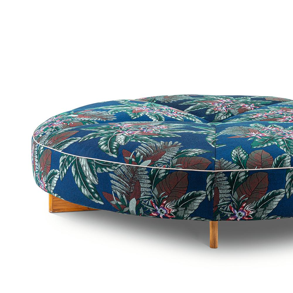 Mid-Century moderno Pouf da esterno Rodolfo Dordoni ''Sail Out'', Teak e tessuto di Cassina in vendita
