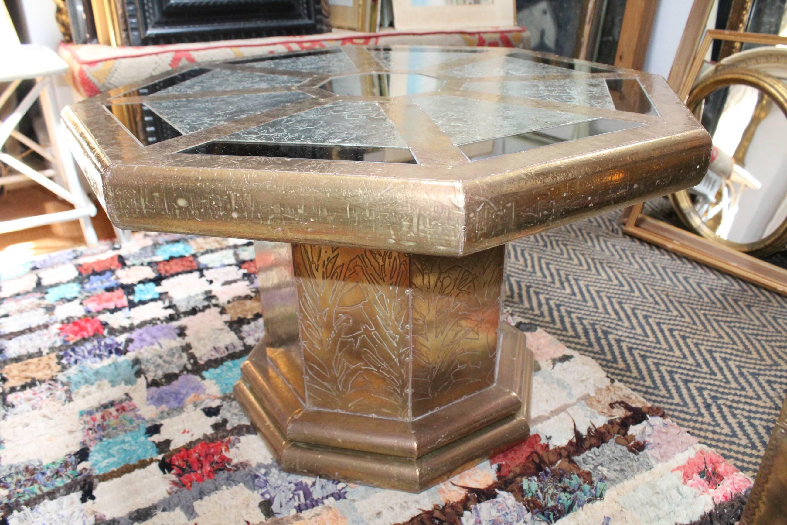 20th Century Rodolfo Dubarry's 1970s Spanish Gilded Brass Octagonal Coffee Table with Mirrors For Sale