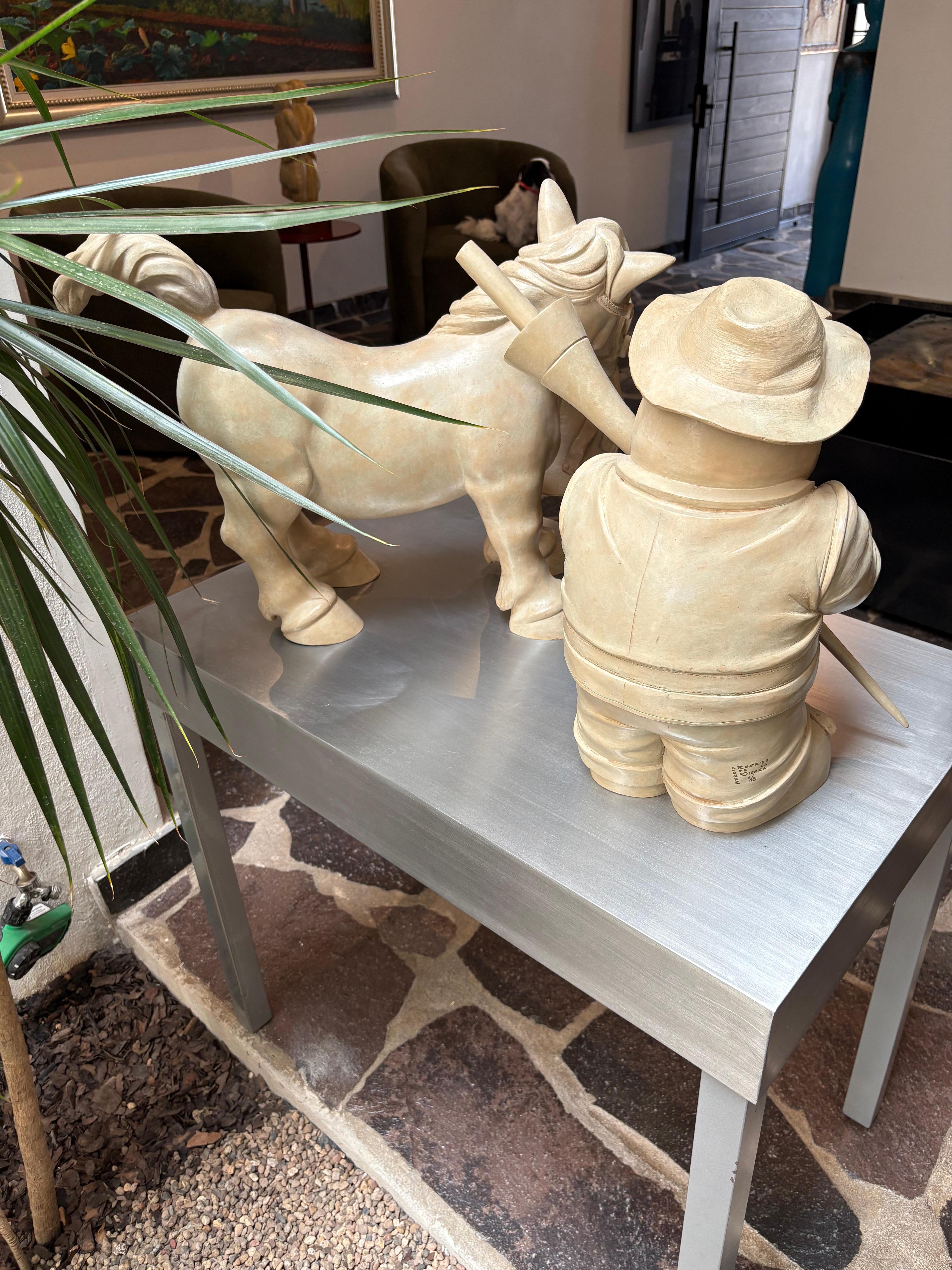 Sancho y Rocinante En Busca de Cervantes - Contemporary Sculpture by Rodrigo de la Sierra
