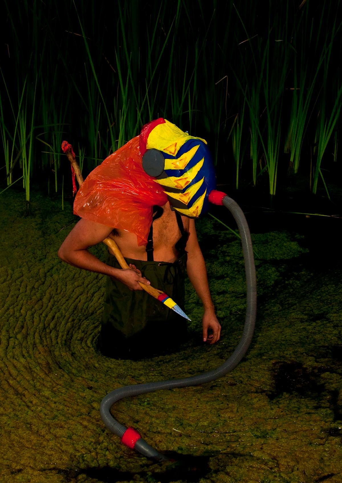 RODRIGO ETEM Color Photograph – Ohne Titel Aspy-Thor II, aus der Serie Ser Cosa, Farbfotografie
