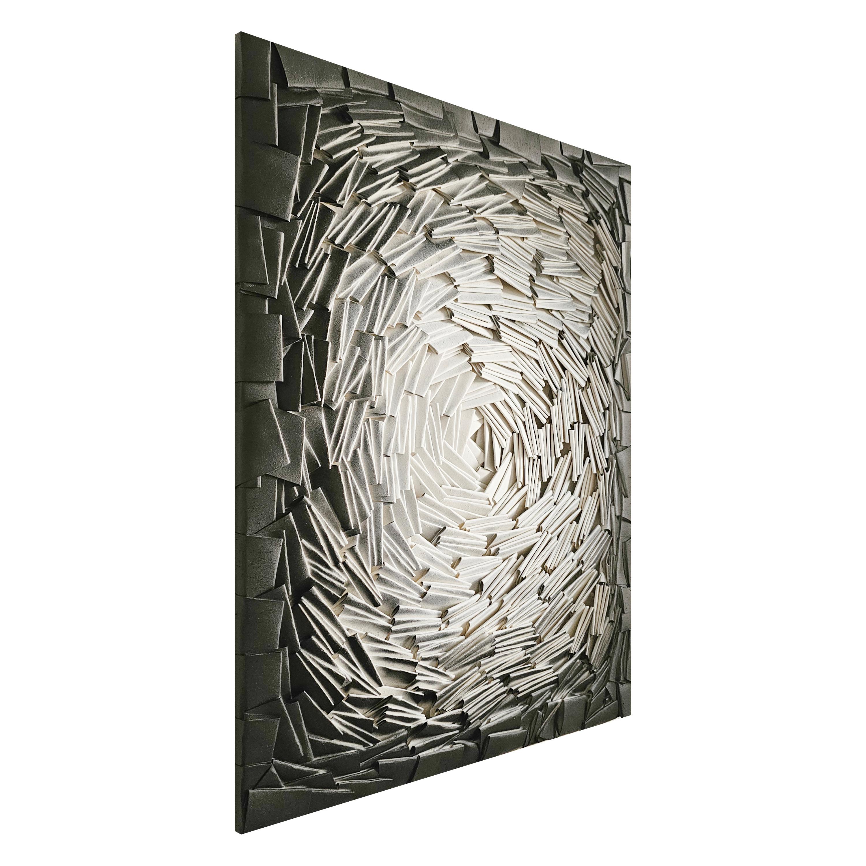 ARTIST STATEMENT
In my works, I choose to work with FSC-certified eco-friendly German paper and acrylic paints, honoring my commitment to sustainability and respect for the environment. Each creation emerges from the delicate interplay of light,