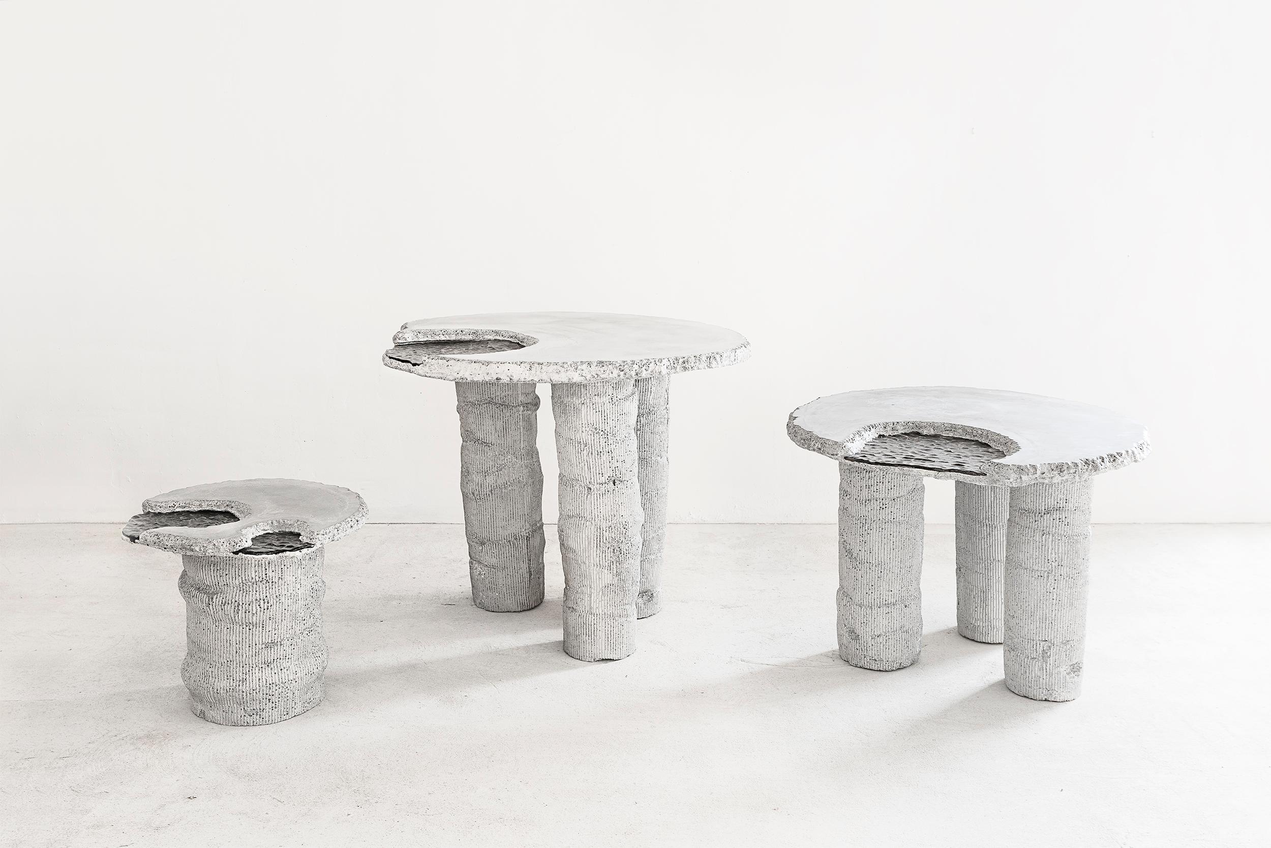 Rodrigo Pinto
Side table 2
From the series “Tierras Hipnóticas” (Hypnopompic lands)
Manufactured by Rodrigo Pinto
Santiago de Chile, 2020
Produced in exclusive for Side Gallery
Concrete consisting of marble grains, stone carbonates, copper