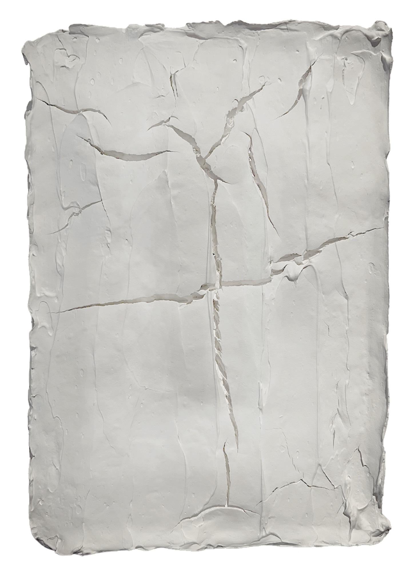Ragisména series White M4, Abstract Sculpture - Mixed Media Art by Rodrigo Zuliani Hauck Zampol