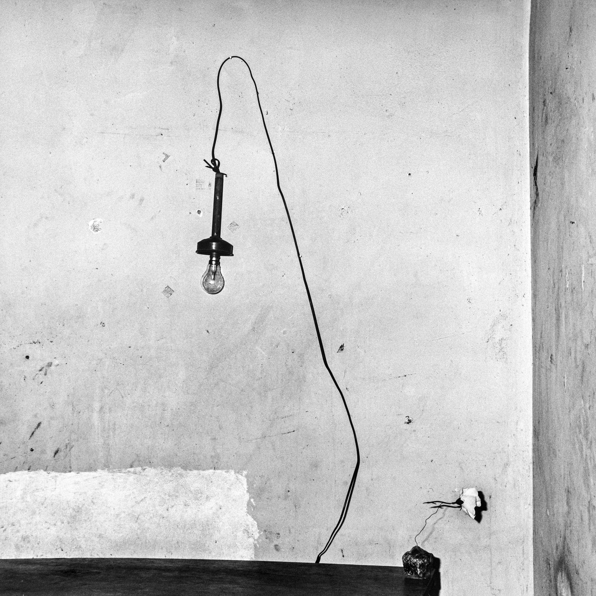 Roger BALLEN
Abandoned Flower, 2001
Vintage silver gelatin print
Image 36 x 36 cm (14 1/8 x 14 1/8 in.)
Sheet 40 x 40 cm (15 3/4 x 15 3/4 in.)
Edition of 10 (#5/10)
Signed and dated verso in pencil
Print only

Christophe Guye Galerie offers a
