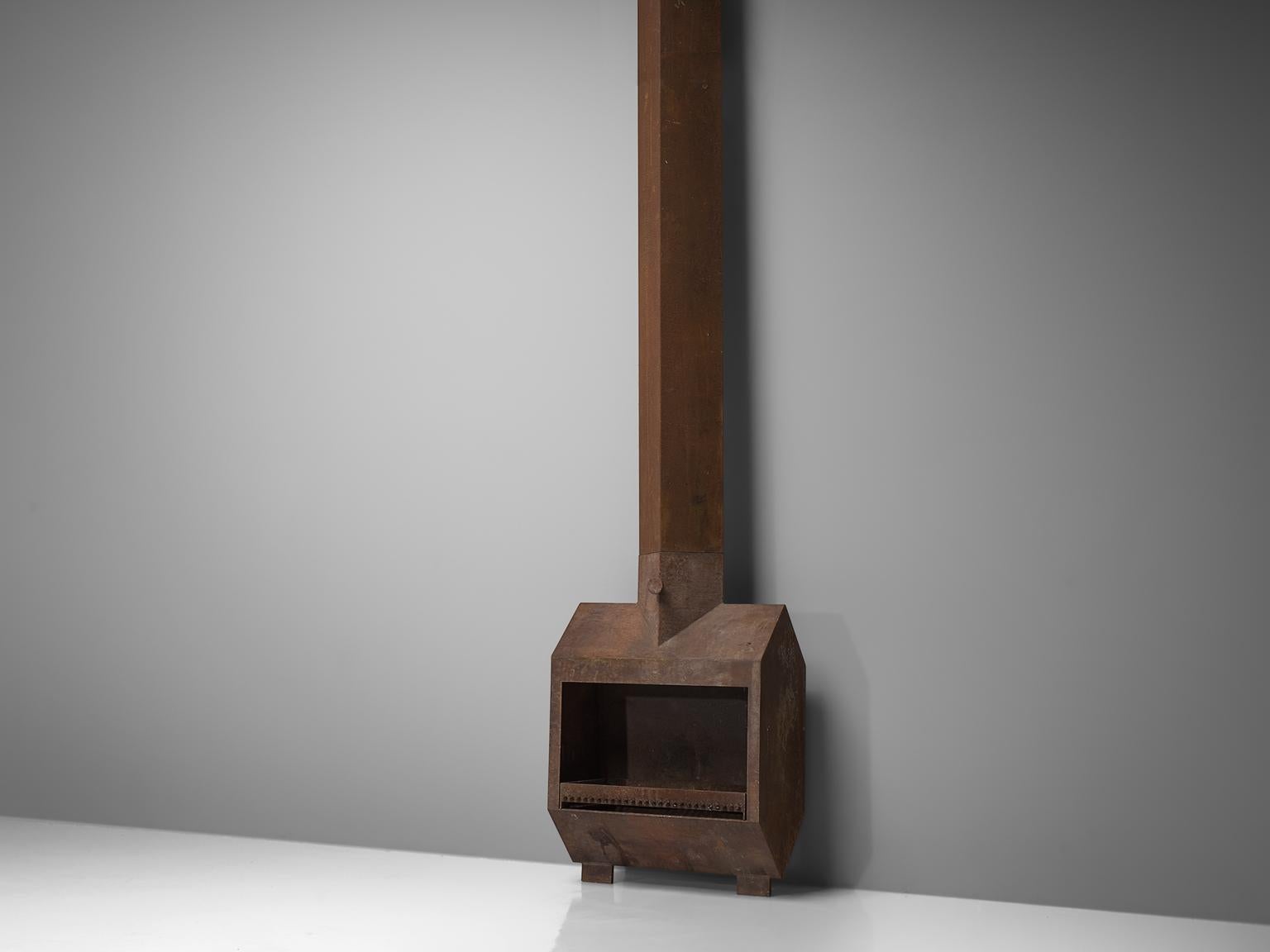 Roger Bonduel Chimenea única de acero corten finales del siglo XX