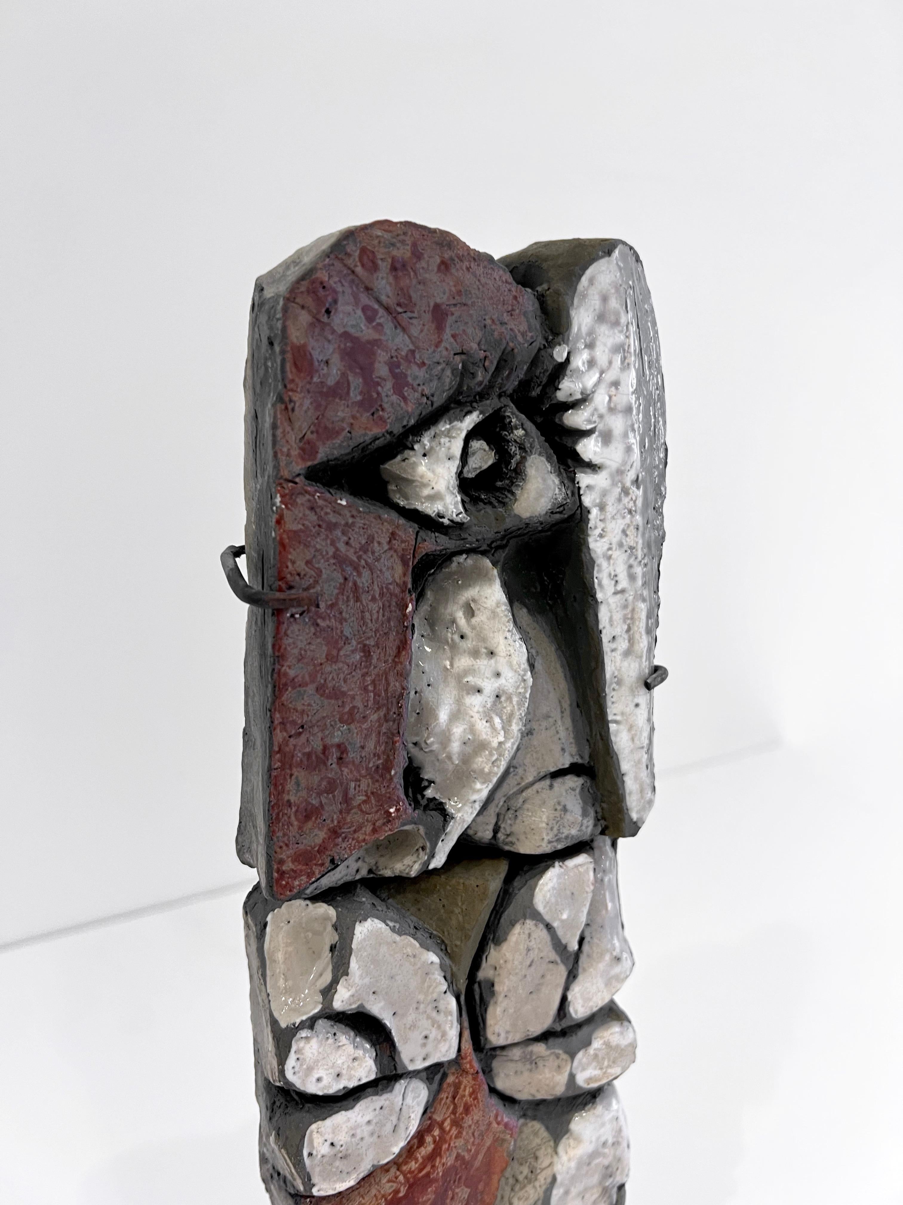 Roger Capron Abstract Ceramic Sculpture on Stand In Good Condition For Sale In New York, NY