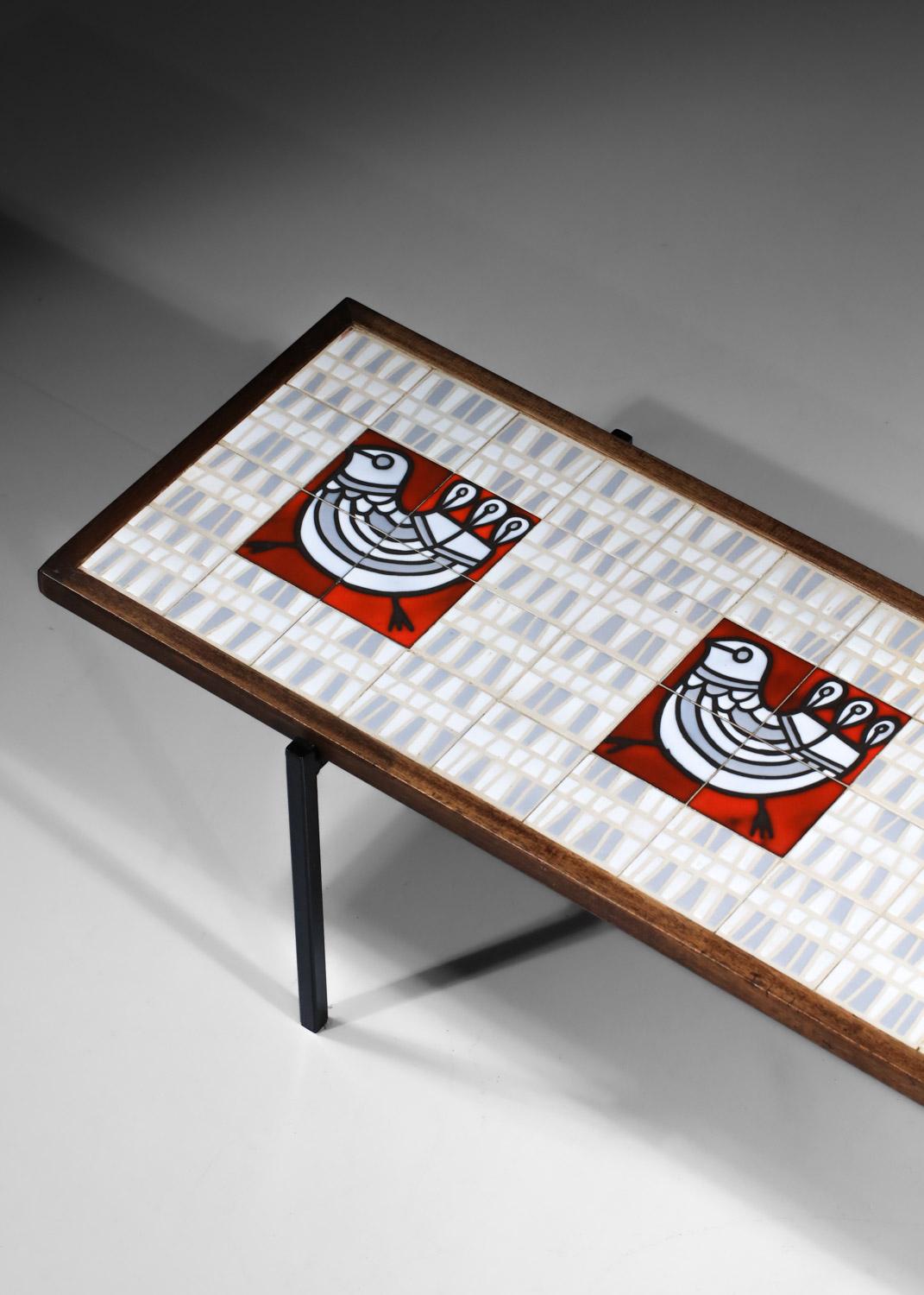 Table basse en céramique de Roger Capron avec décor de poulets, années 1950, Vallauris AM Bon état - En vente à Ternay, Auvergne-Rhône-Alpes