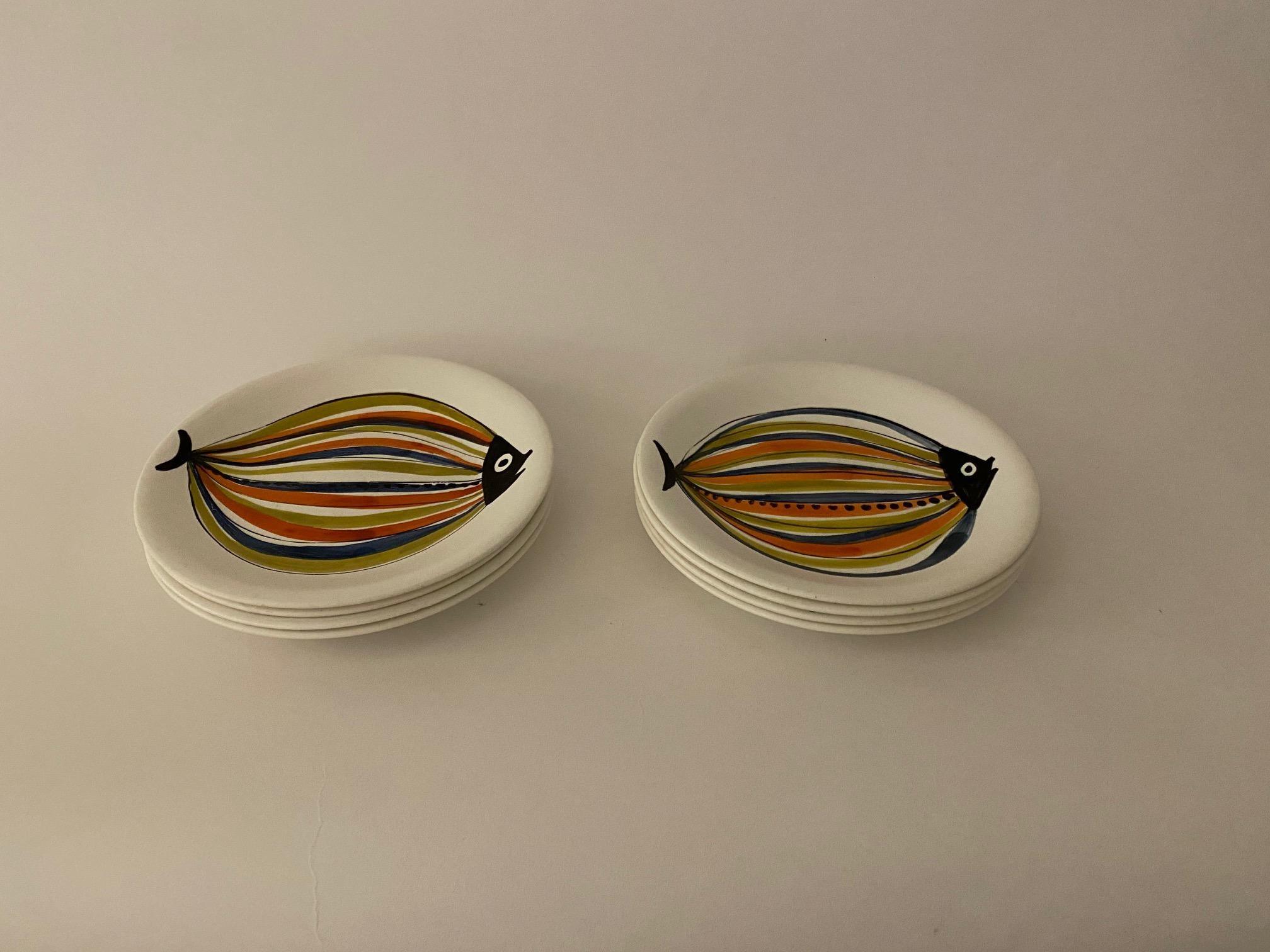Roger Capron Ceramic Set of 8 Plates with Stylized Fish, Vallauris, 1950s 1