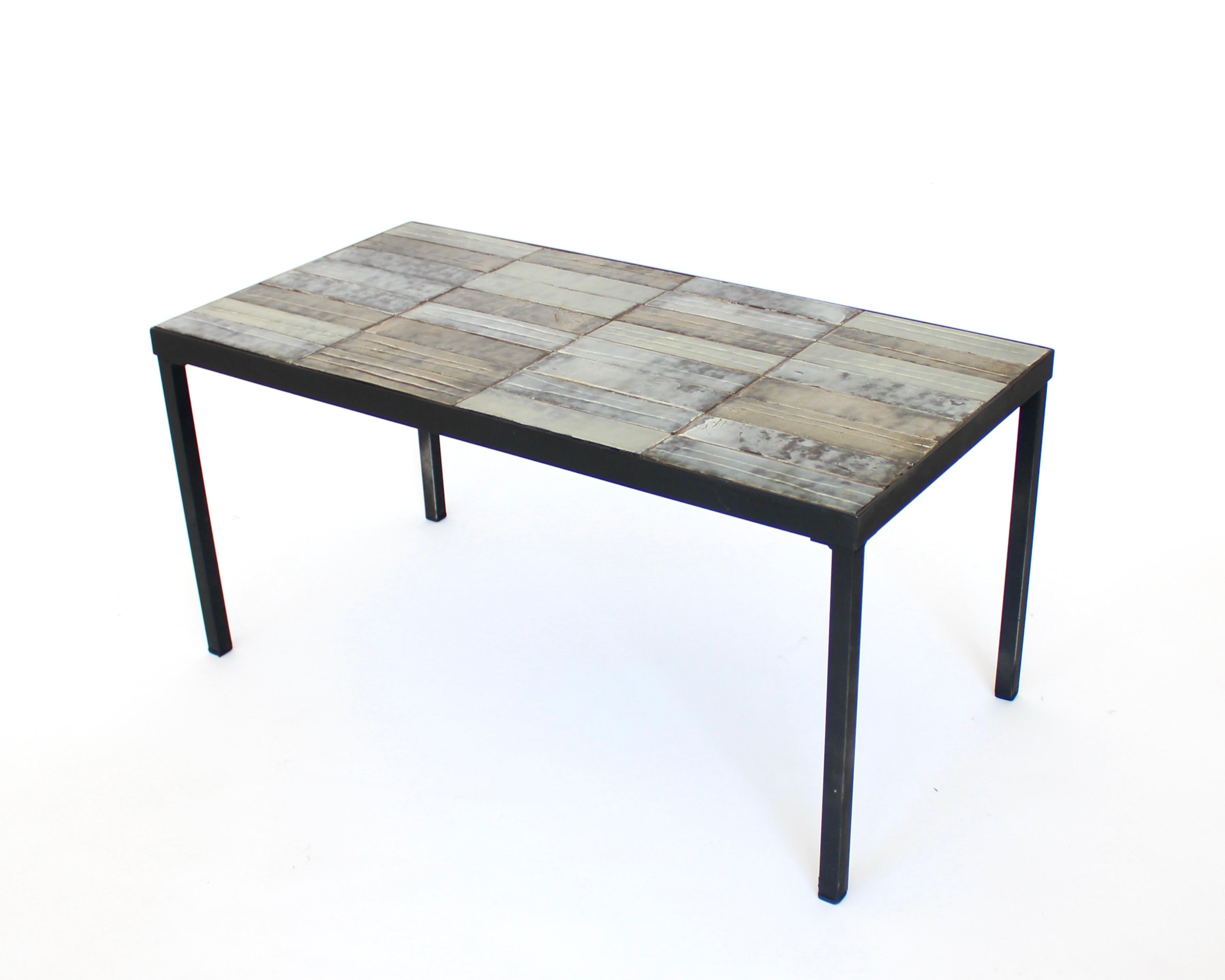 Table basse ou d'appoint Roger Capron Vallauris, France en vente 2
