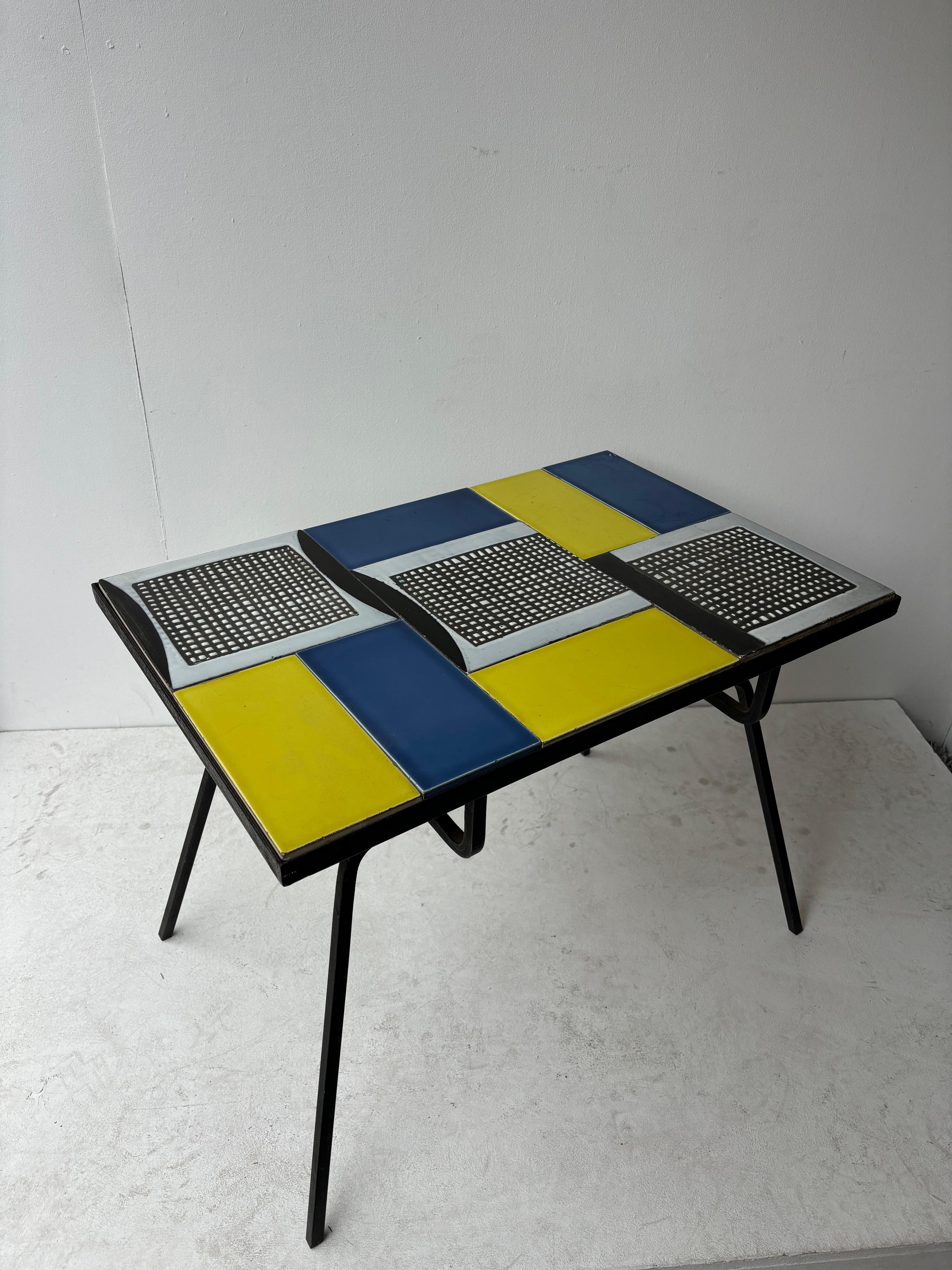 Roger Capron coffee table In Good Condition For Sale In SAINT-OUEN-SUR-SEINE, FR