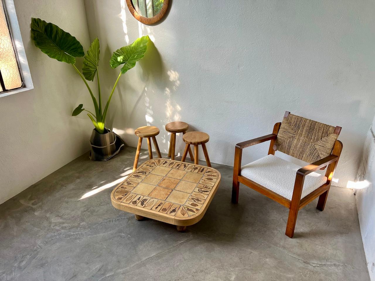 Couchtisch von Roger Capron, Herbiers-Modell aus Buche (Moderne der Mitte des Jahrhunderts) im Angebot