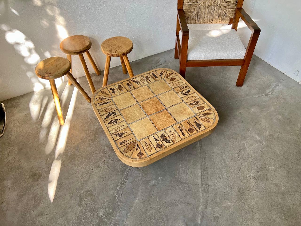 Couchtisch von Roger Capron, Herbiers-Modell aus Buche (Ende des 20. Jahrhunderts) im Angebot