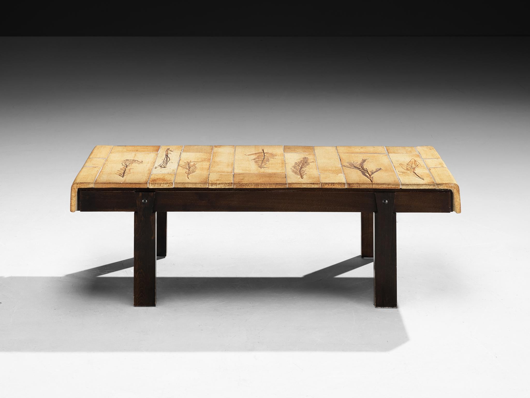 Roger Capron Table basse avec empreintes de Fauna en céramique et Wood Bon état - En vente à Waalwijk, NL
