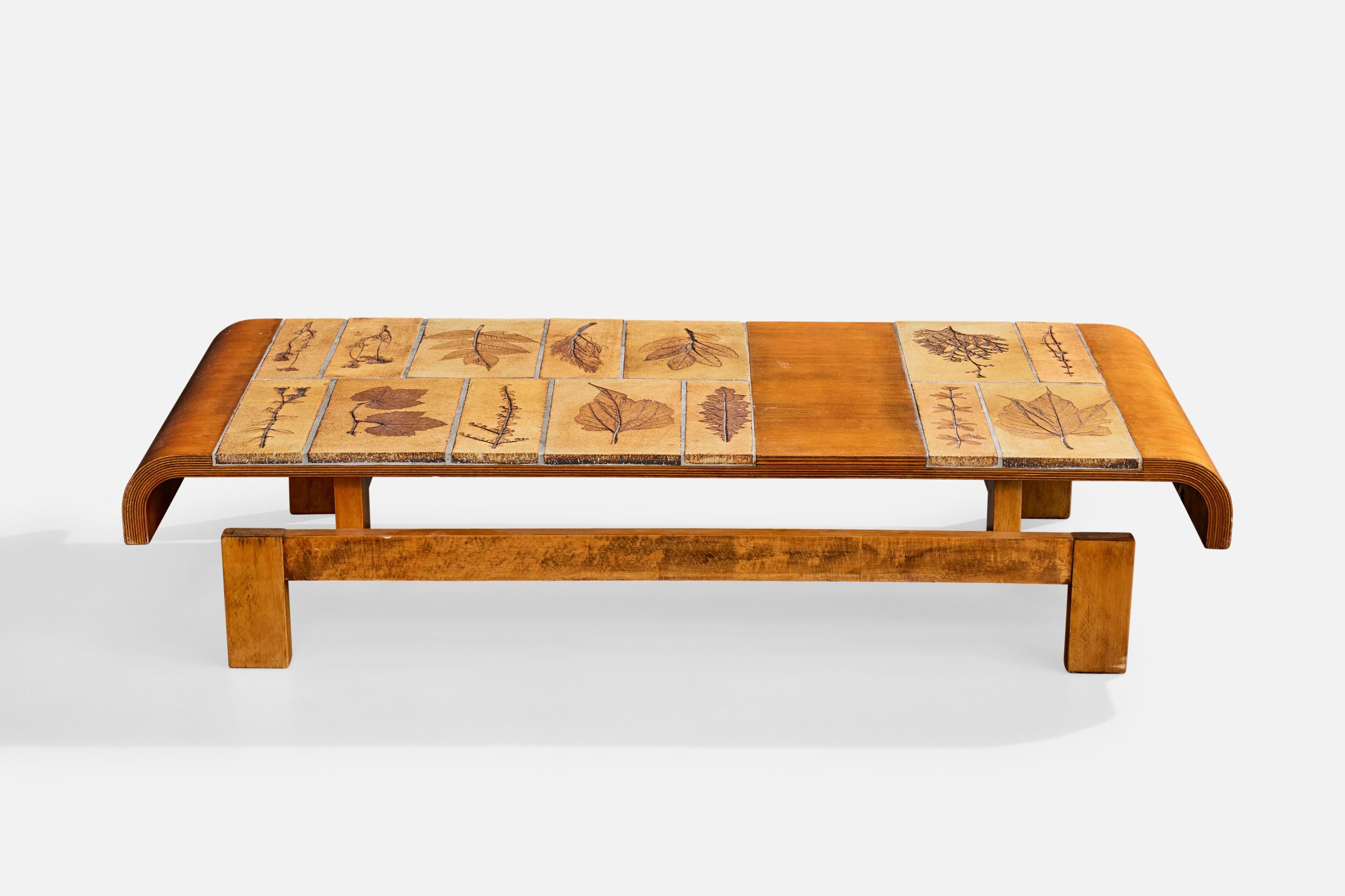 Mid-Century Modern Roger Capron, table basse, Wood, céramique, France, années 1960 en vente