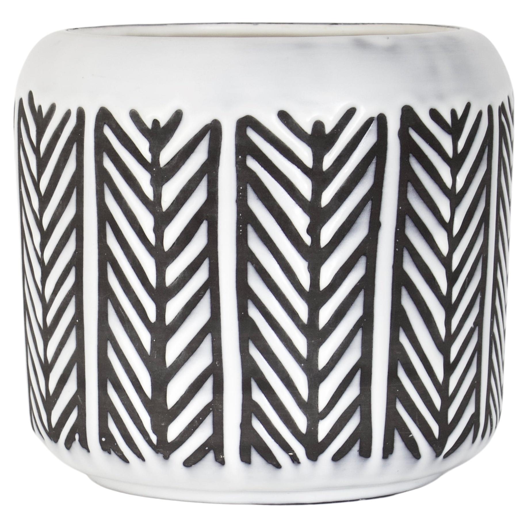 Mid-Century Modern Roger Capron French Ceramic Black and White Cache Pot or Vase, Circa 1956 For Sale