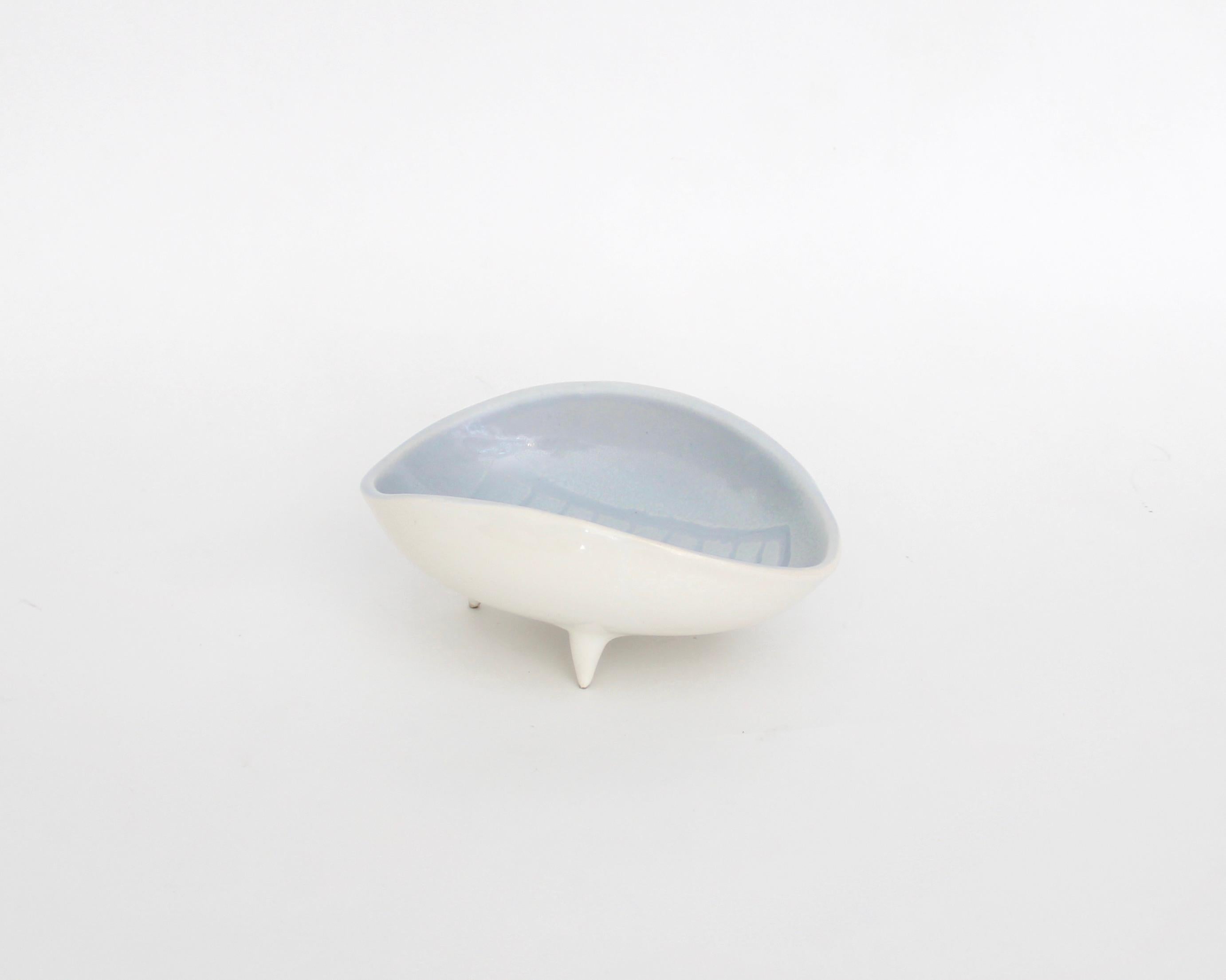 Roger Capron French Ceramic Dish or Coupe Vallauris, Circa 1960 In Excellent Condition In Chicago, IL