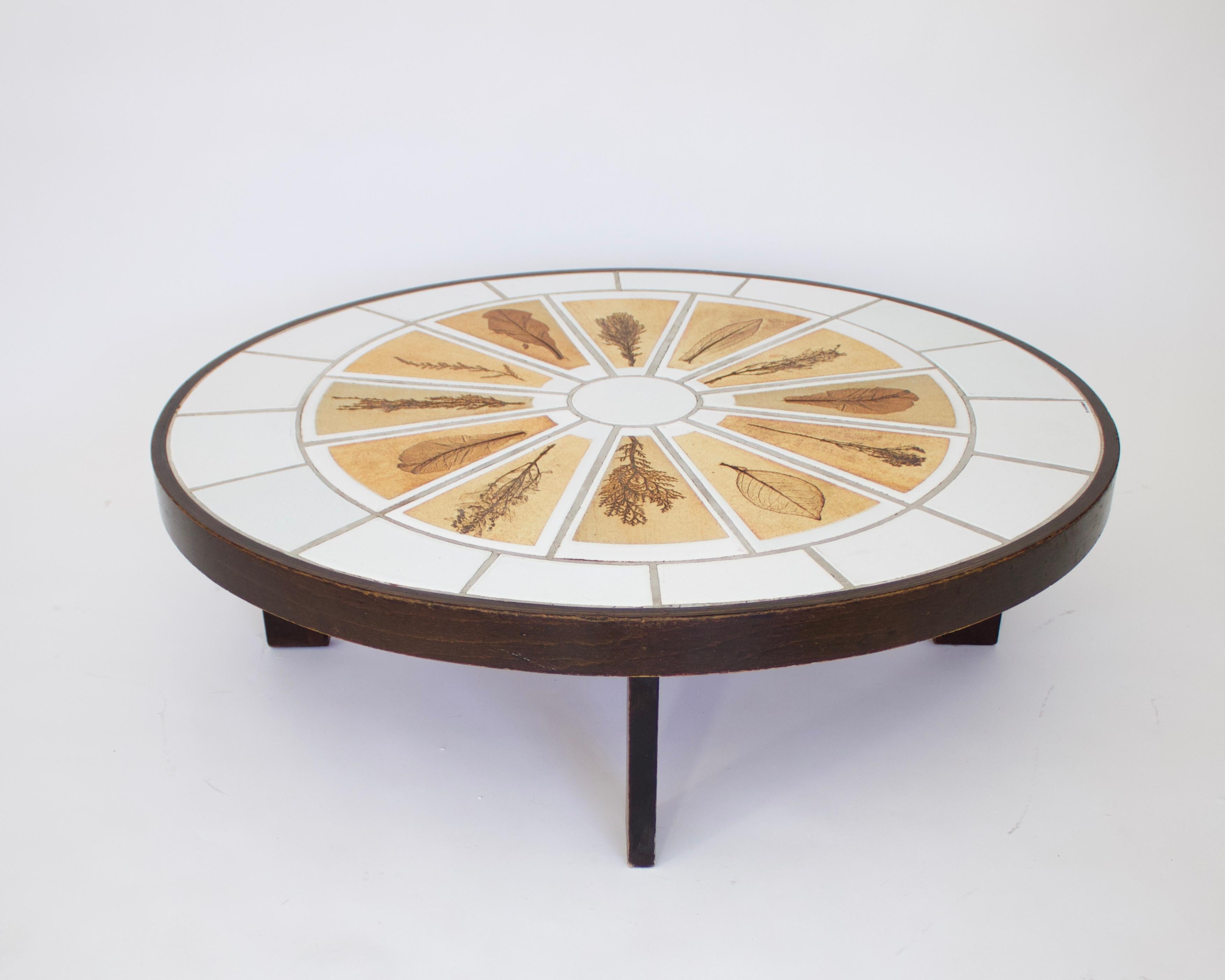 Roger Capron French Ceramic Oval Coffee Table with Leaf Decorations In Good Condition For Sale In Chicago, IL