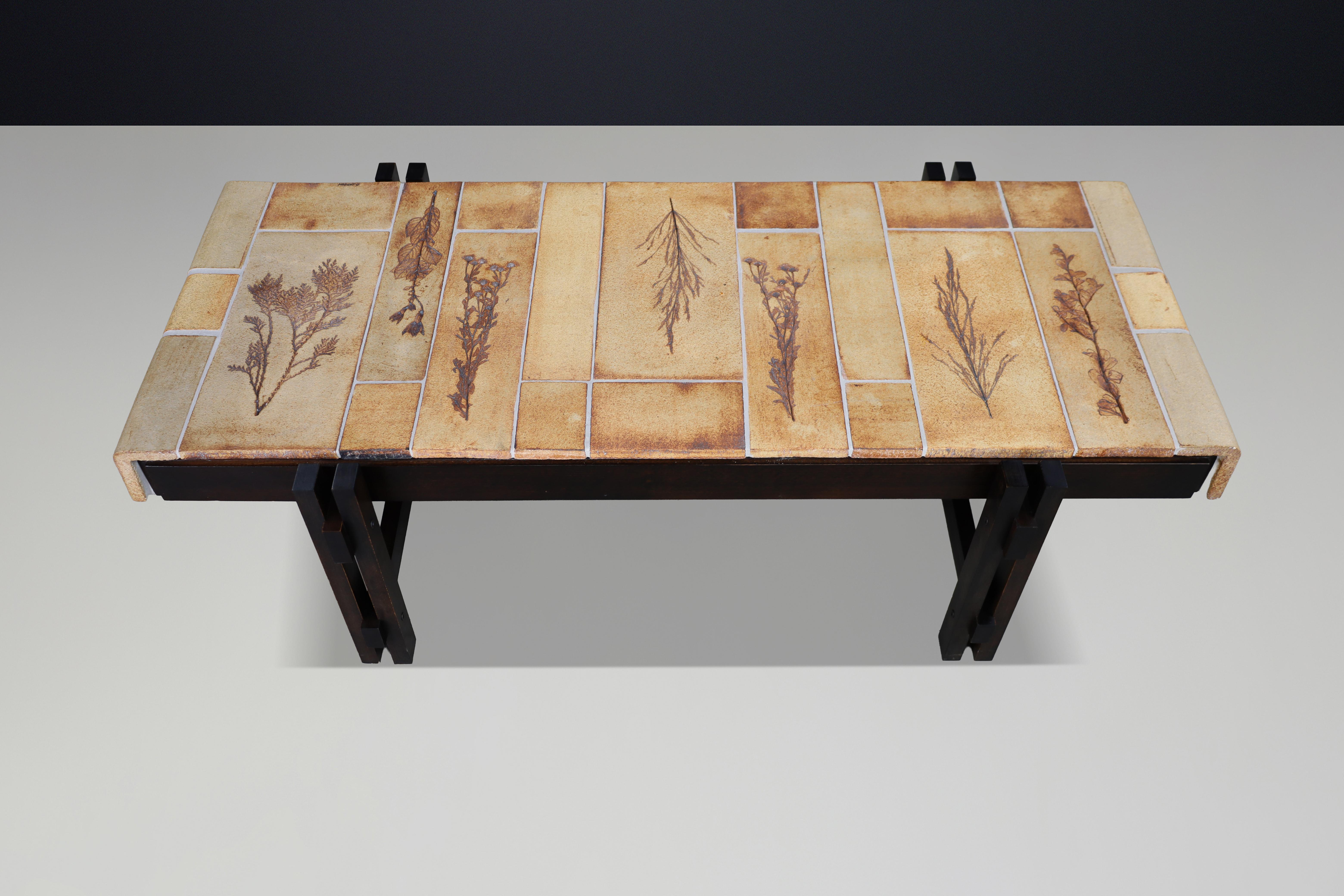 Roger Capron “Garrigue” Ceramic Tile Coffee Table, France, 1960s en venta 5
