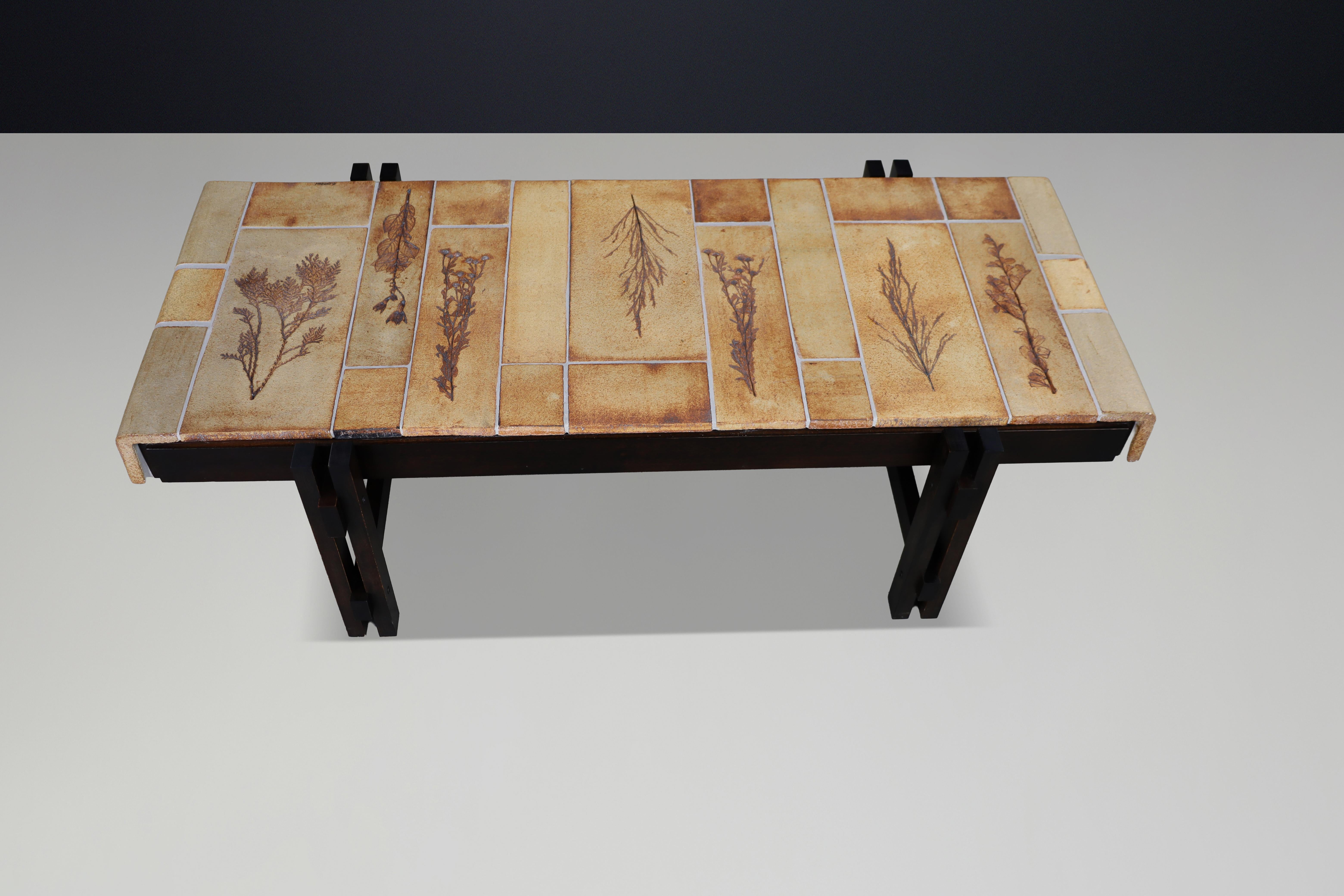 Roger Capron “Garrigue” Ceramic Tile Coffee Table, France, 1960s en venta 8