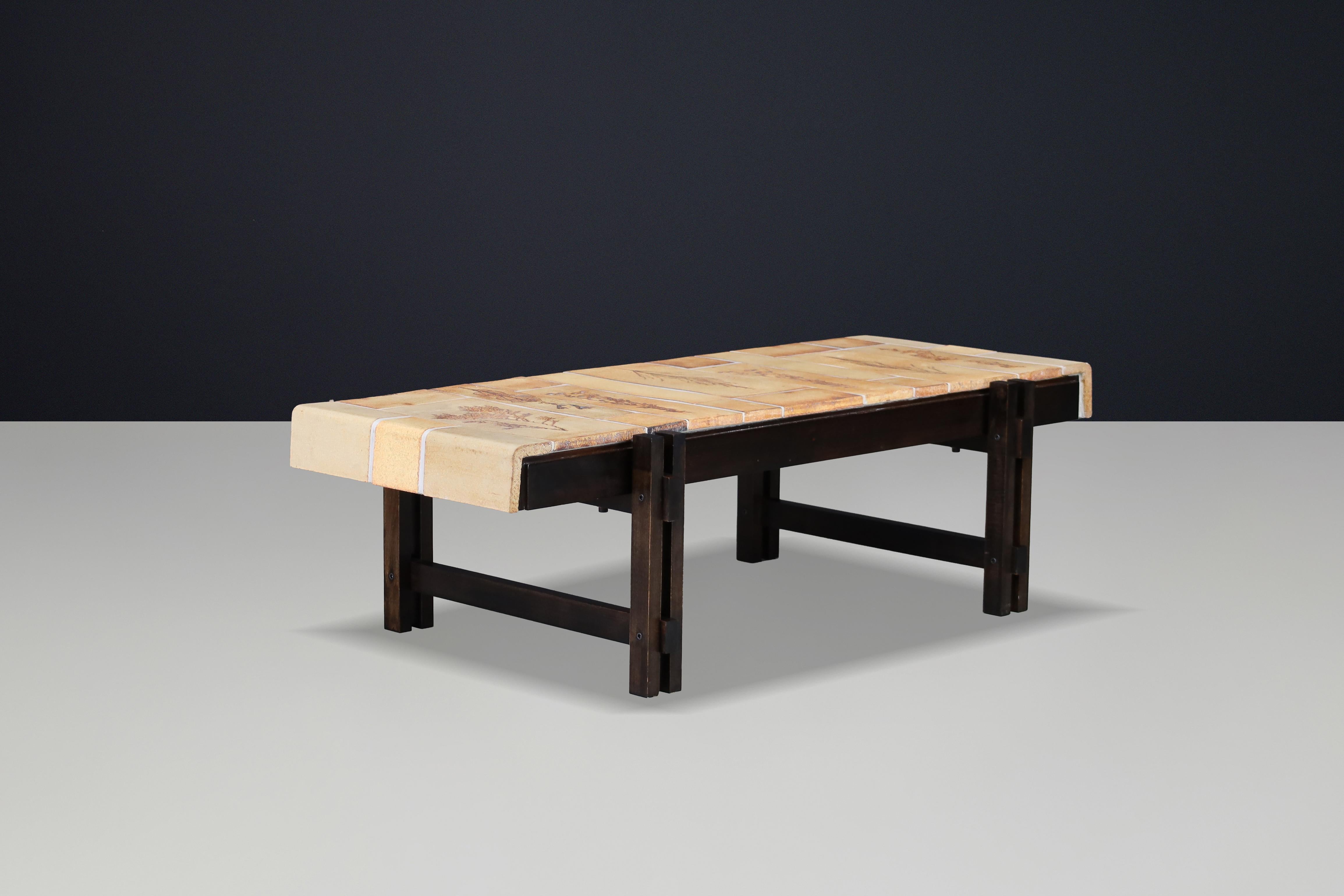 Roger Capron “Garrigue” Ceramic Tile Coffee Table, France, 1960s Moderno de mediados de siglo en venta