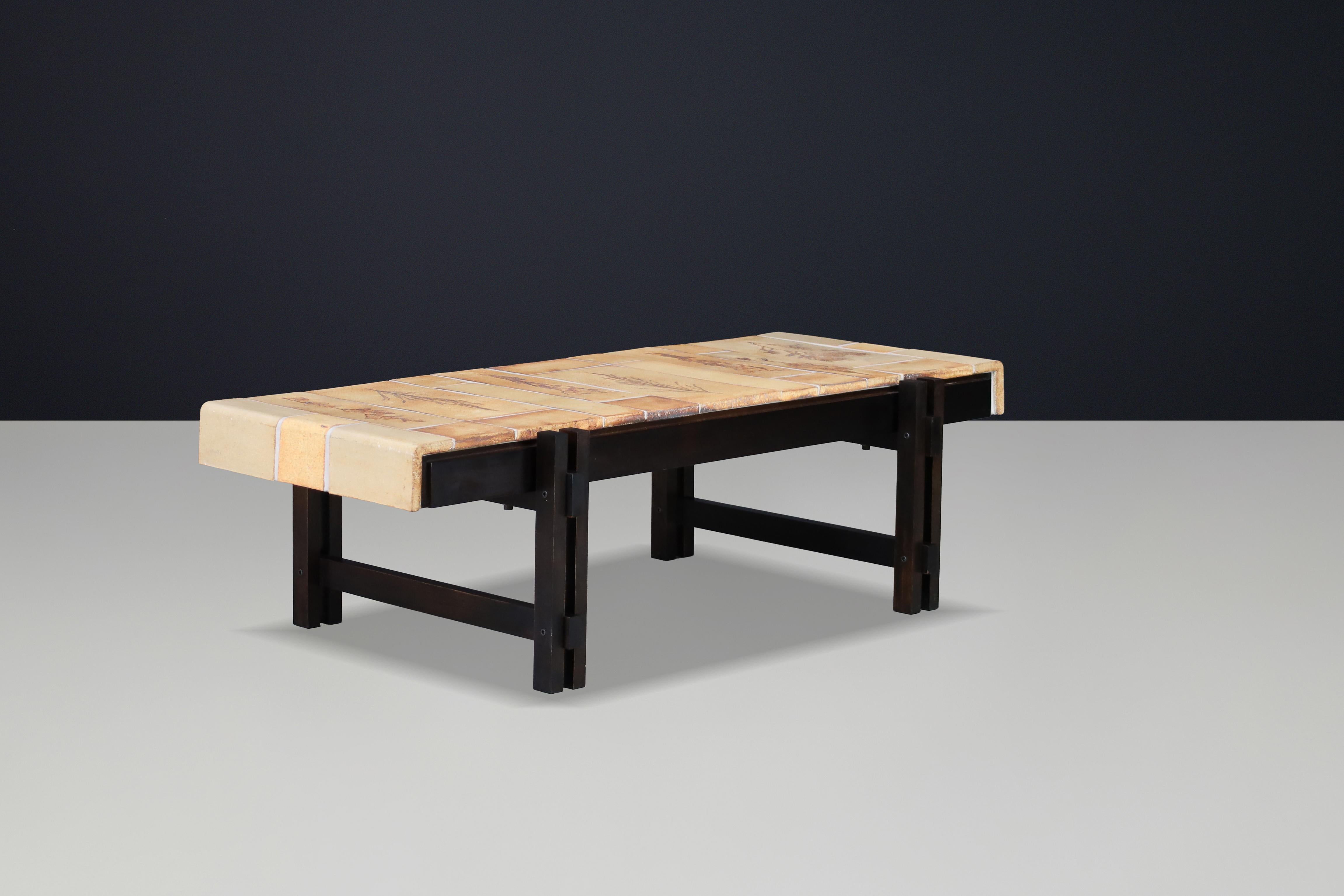 Roger Capron “Garrigue” Ceramic Tile Coffee Table, France, 1960s en Bueno estado para la venta en Almelo, NL