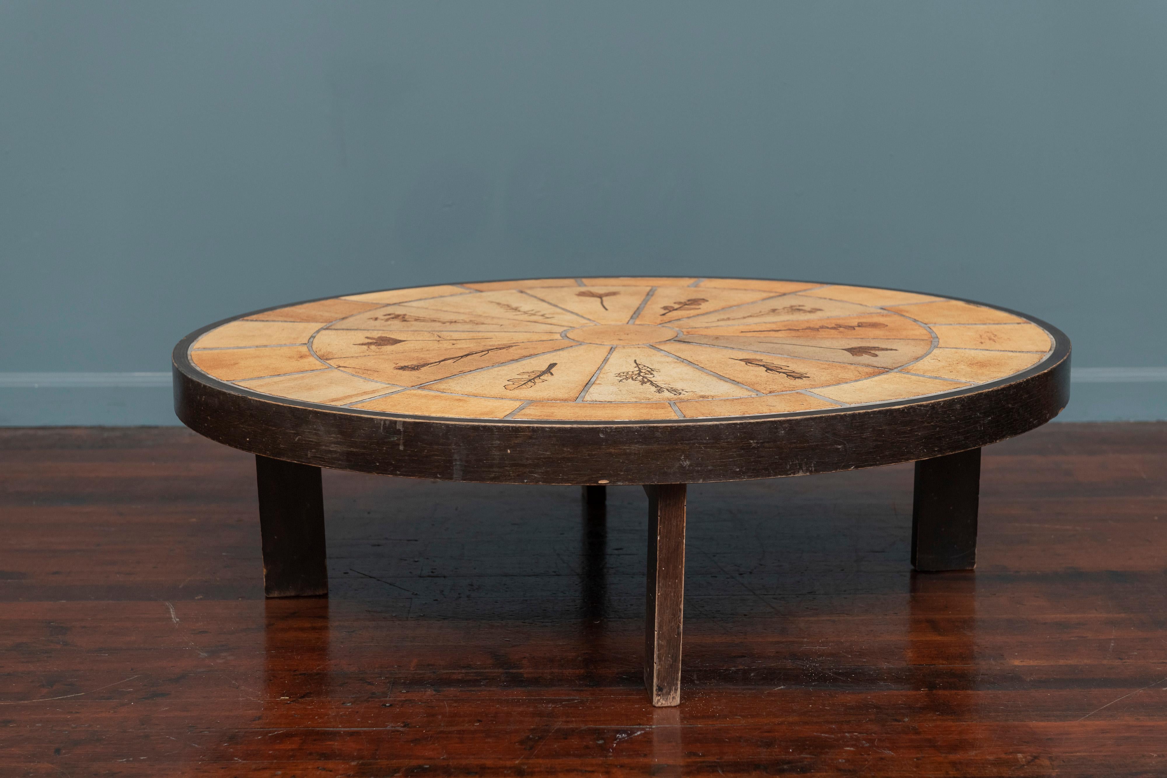 Roger Capron Gres des Garrigues Oval Coffee Table, France In Good Condition For Sale In San Francisco, CA