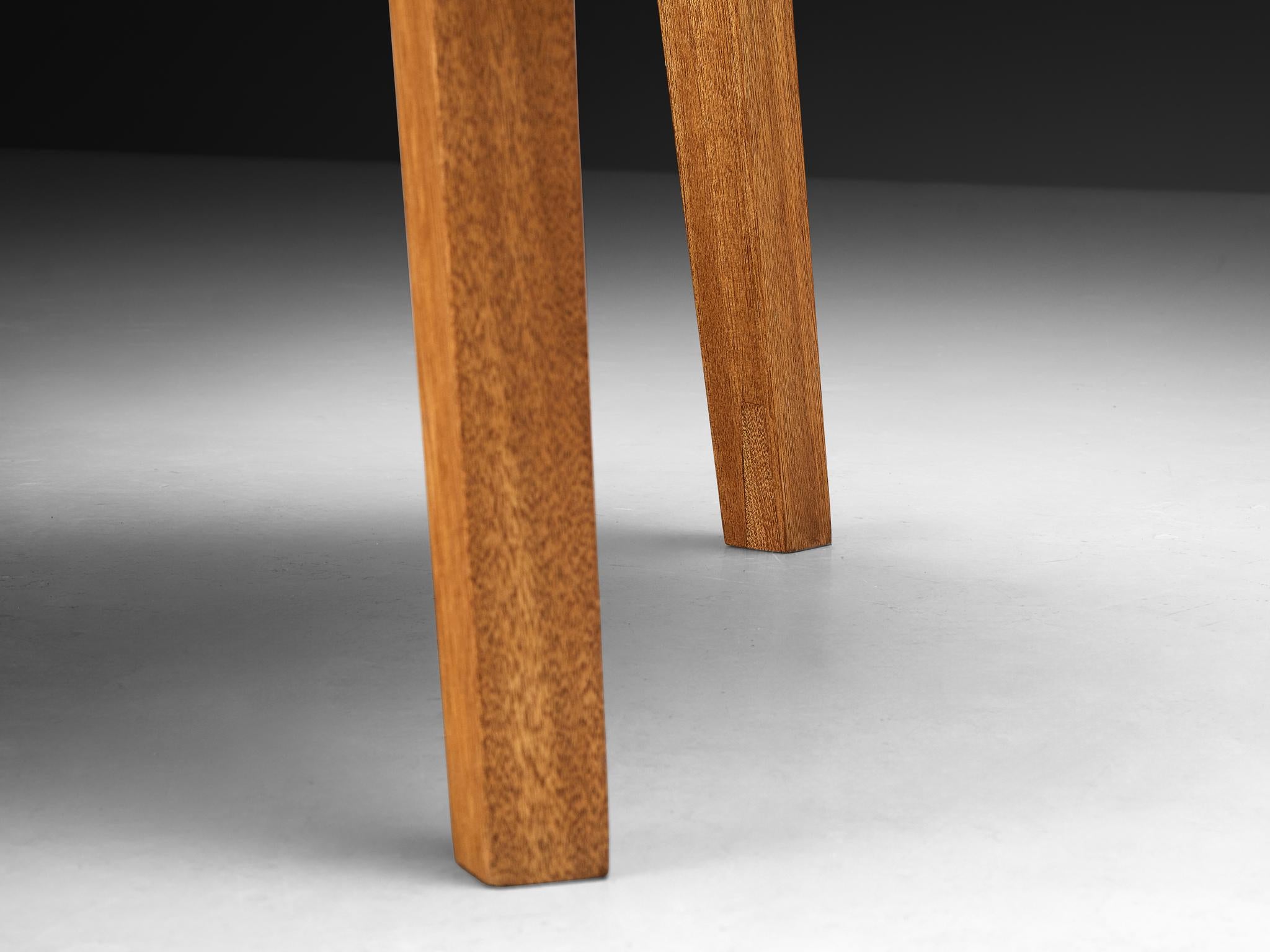Roger Capron Table hexagonale en bois blond céramique avec motifs de soleil en vente 1